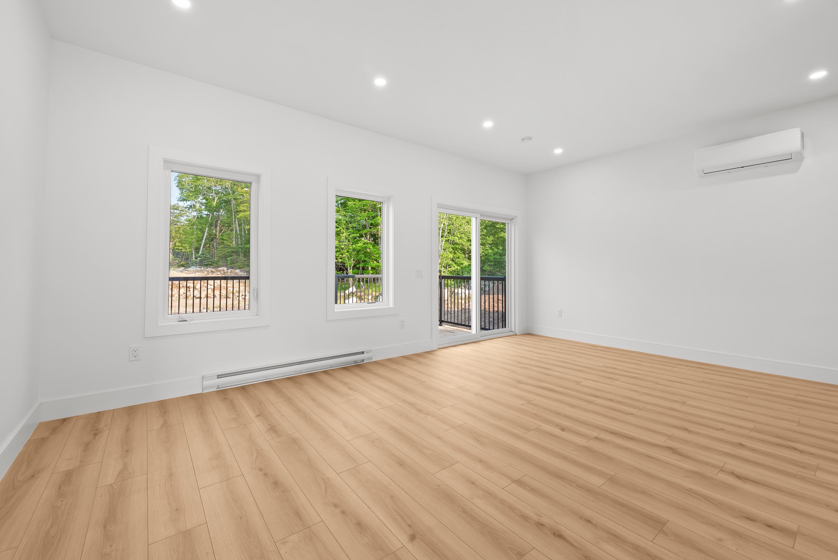 Colonial crescent 10