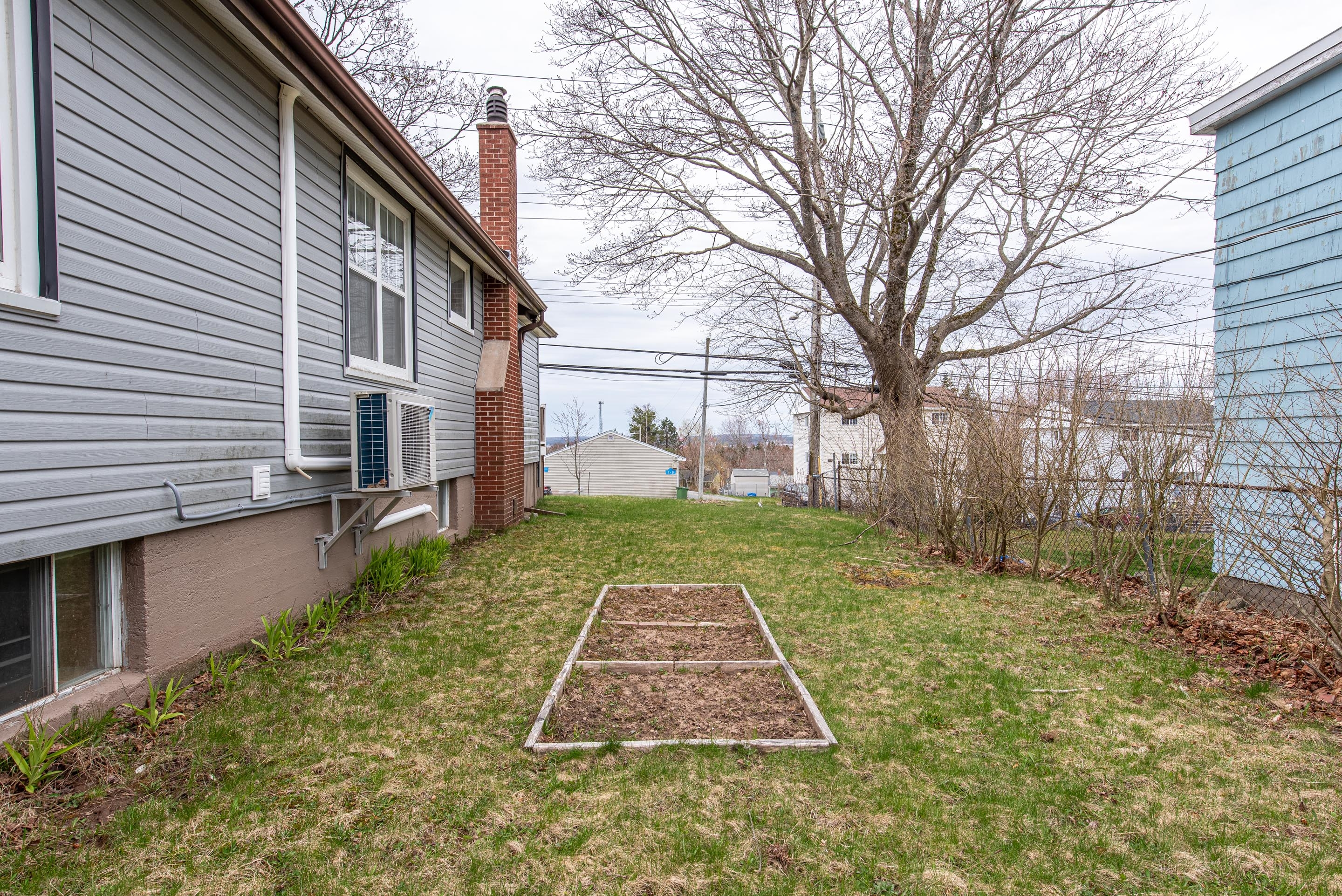 55 gaston rd 24
