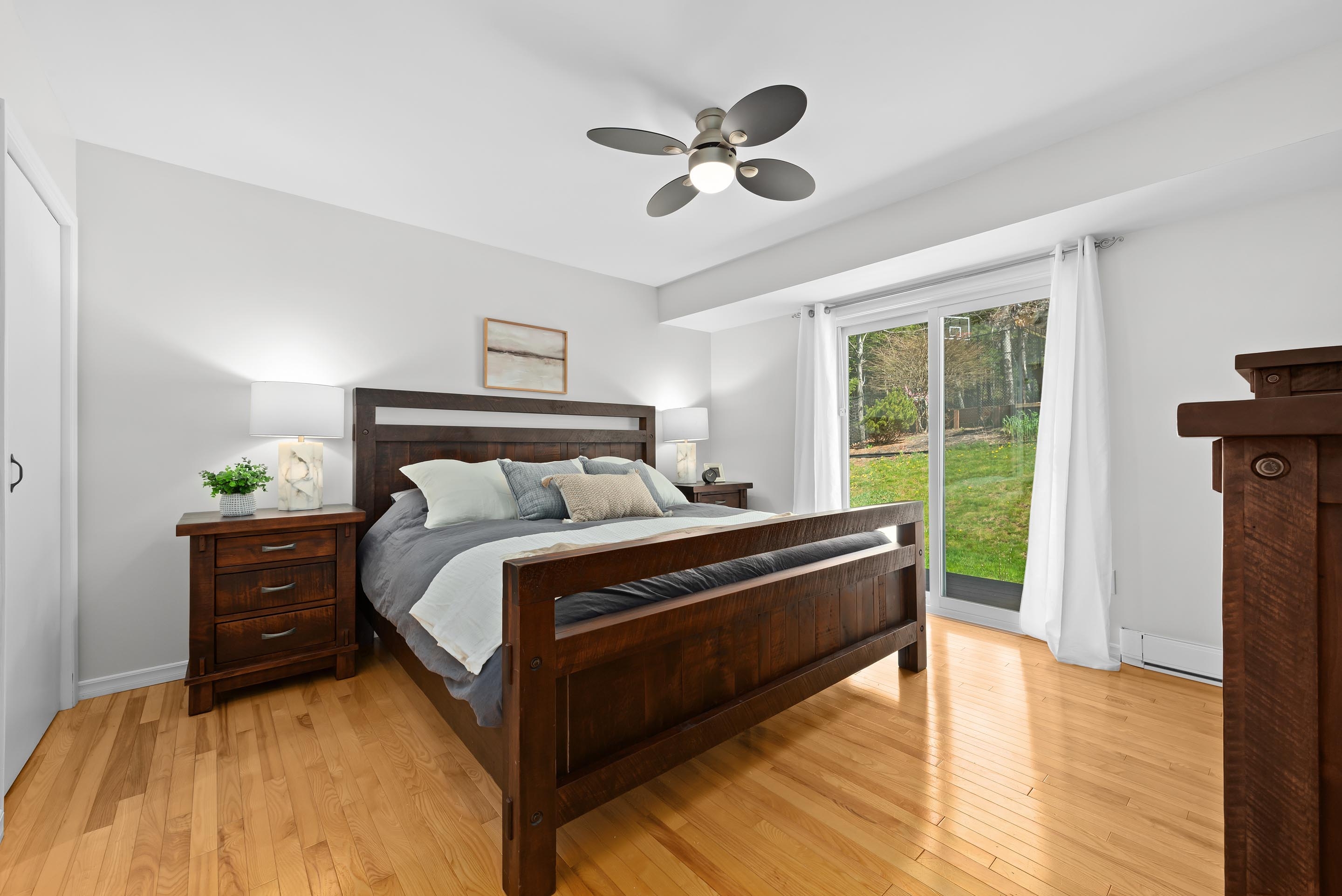 27 montebello dr 19