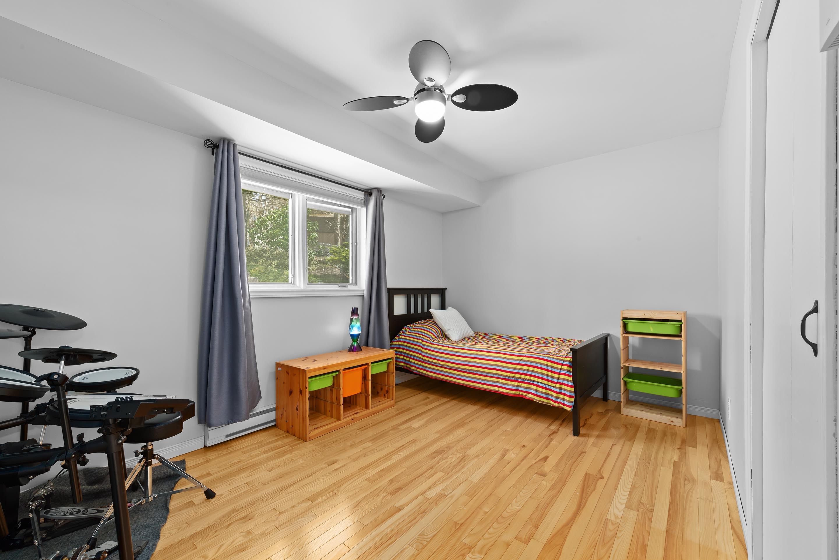 27 montebello dr 25