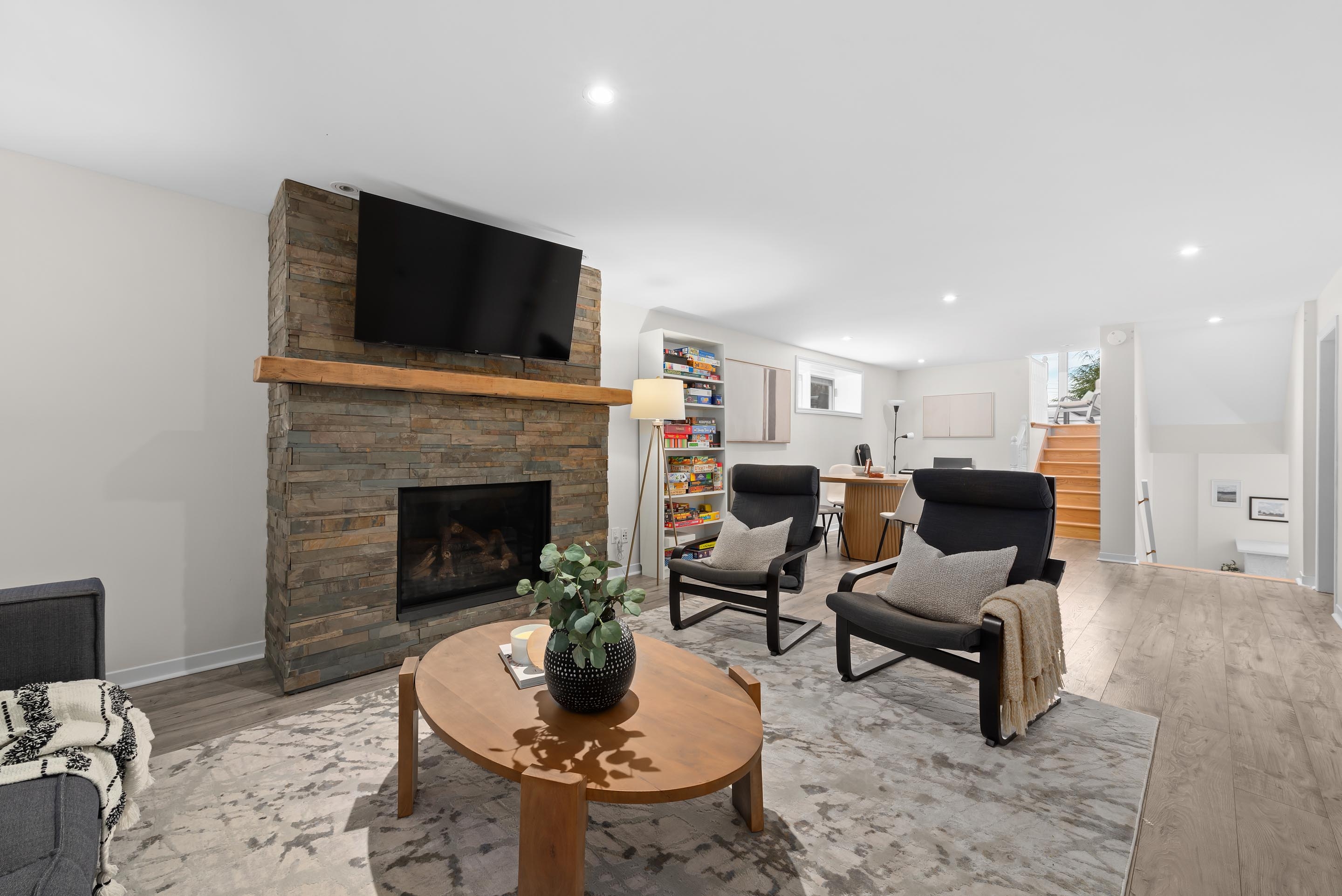 27 montebello dr 29