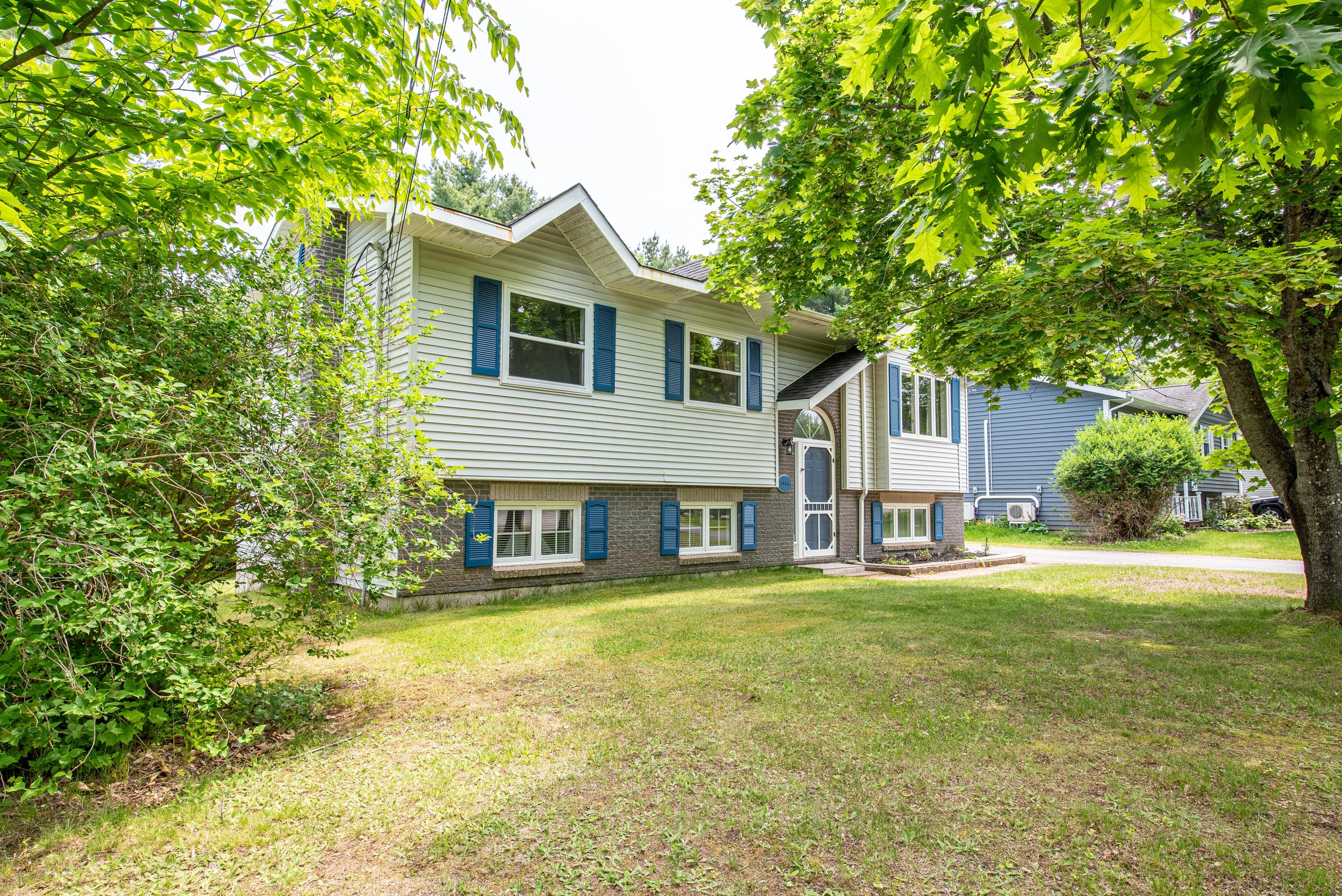 1486 meghan dr 02