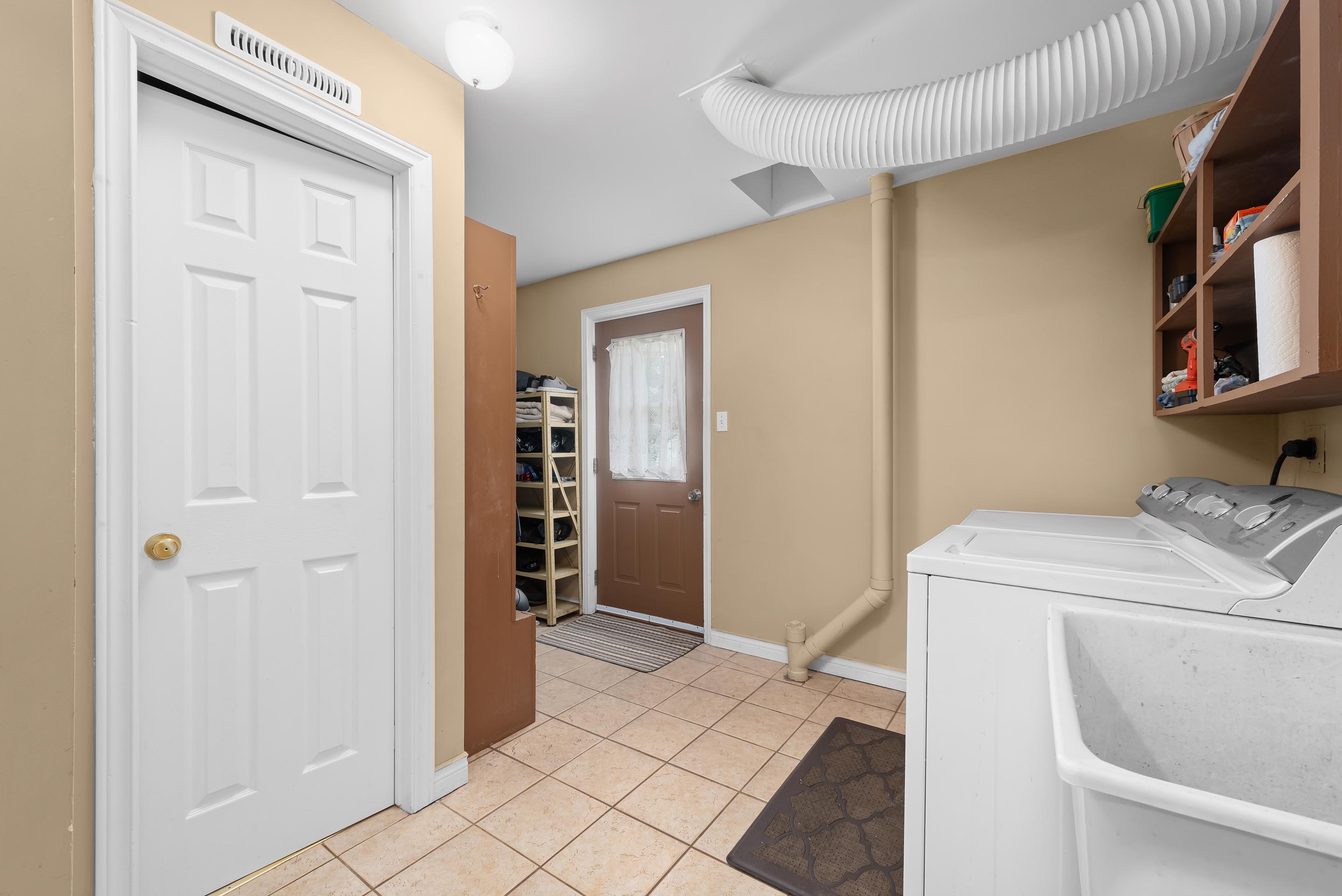 1486 meghan dr 25