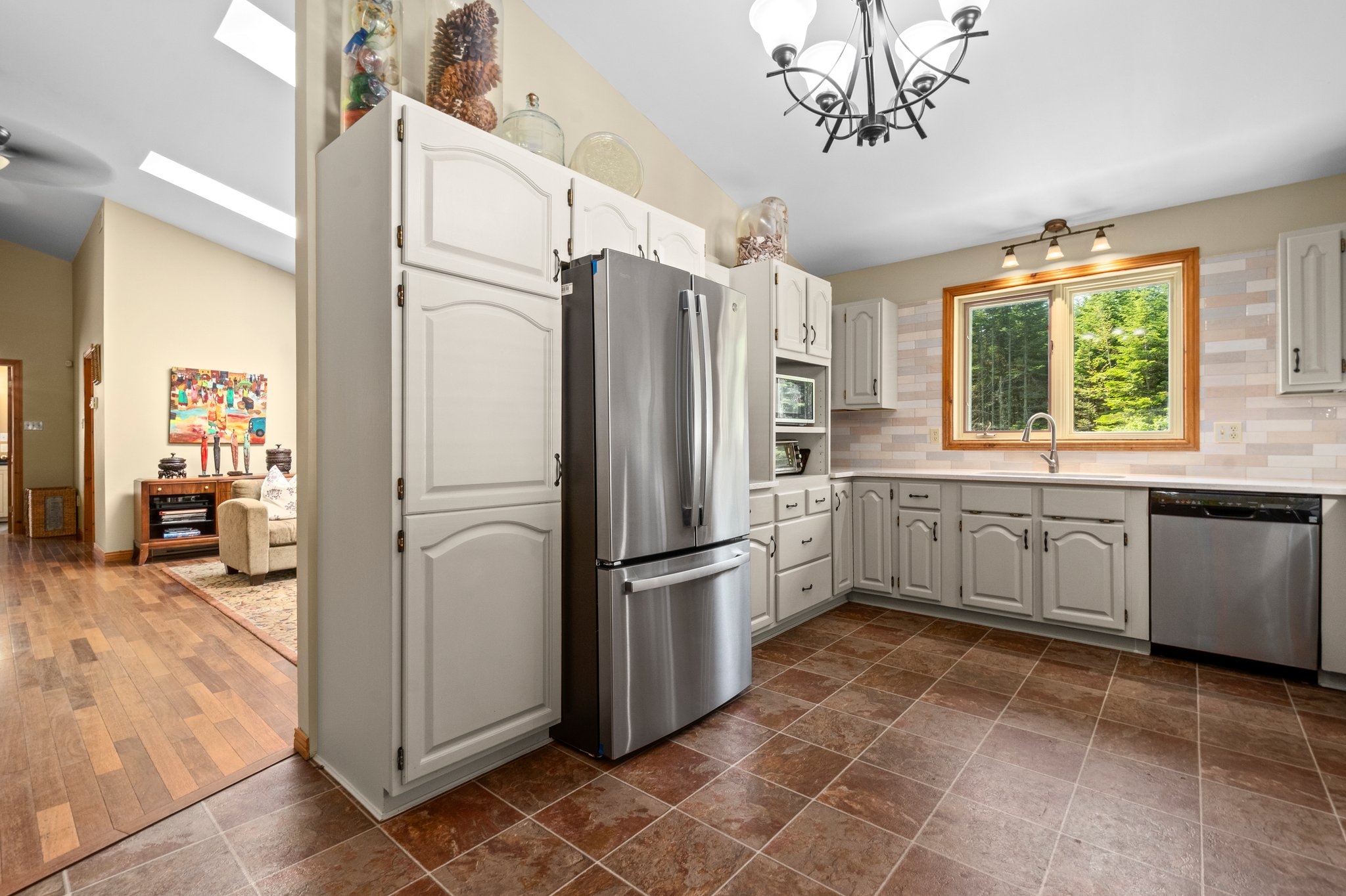 16-web-or-mls-758-newtonville-rd