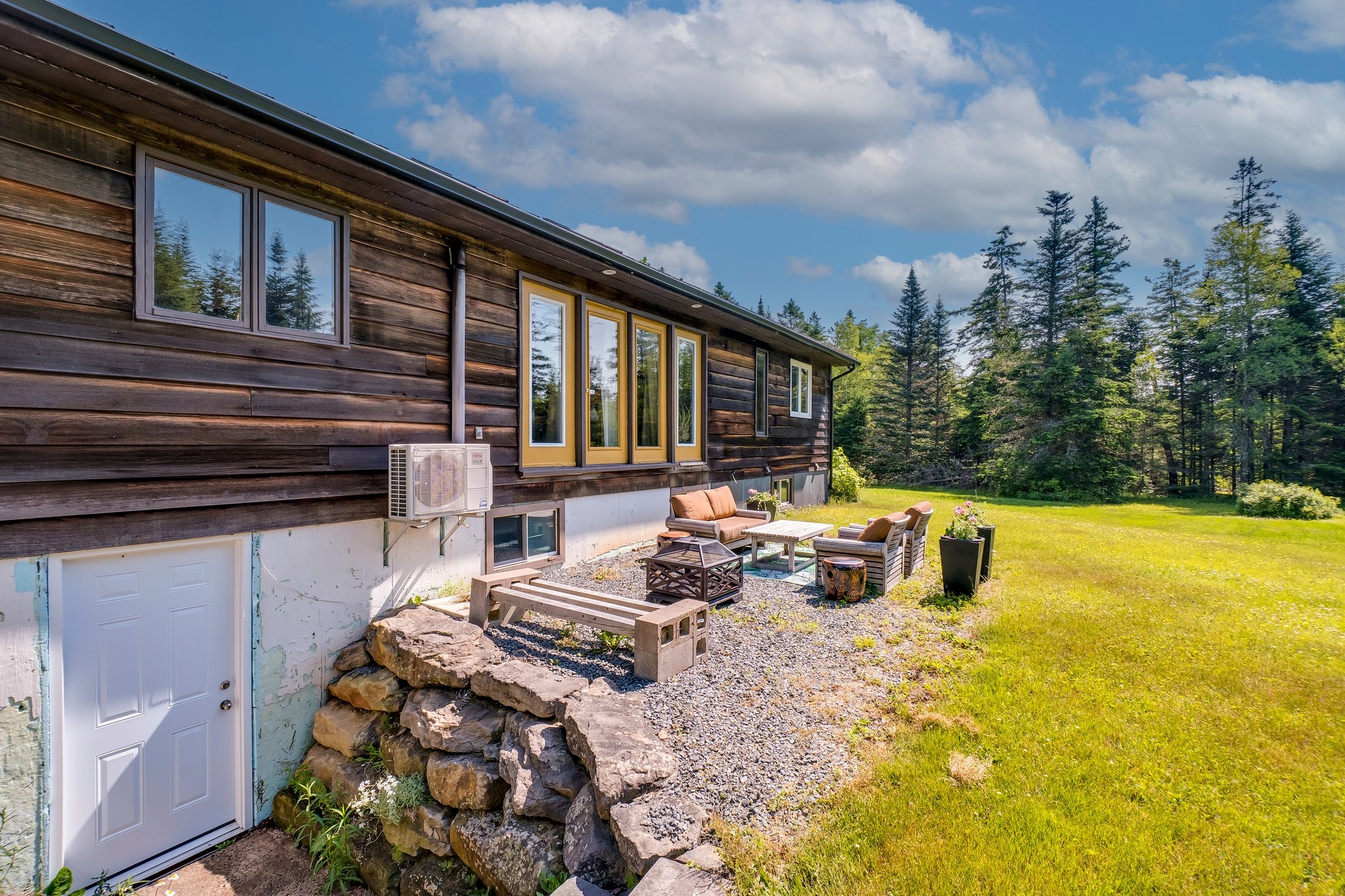 61-web-or-mls-758-newtonville-rd
