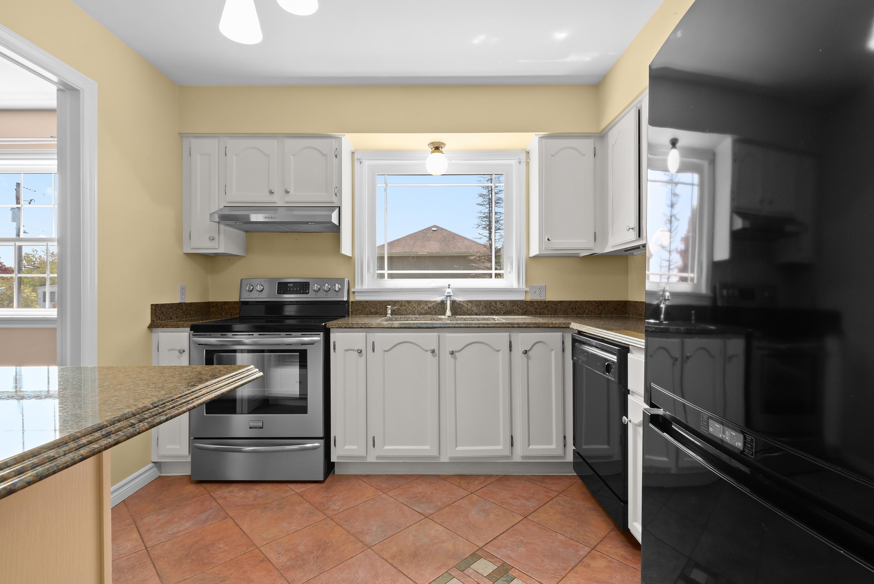 33 p thomas dr 09