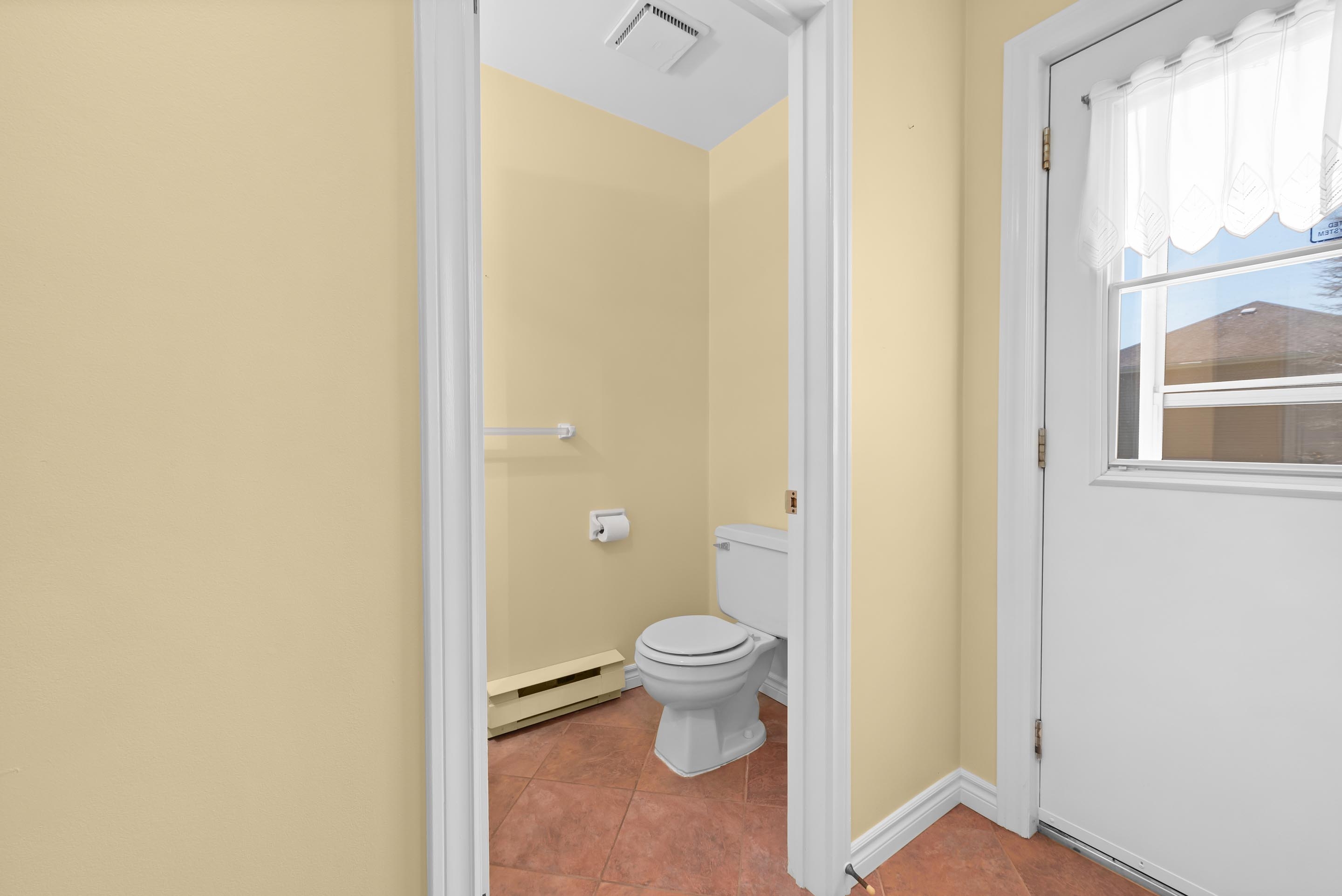 33 p thomas dr 12