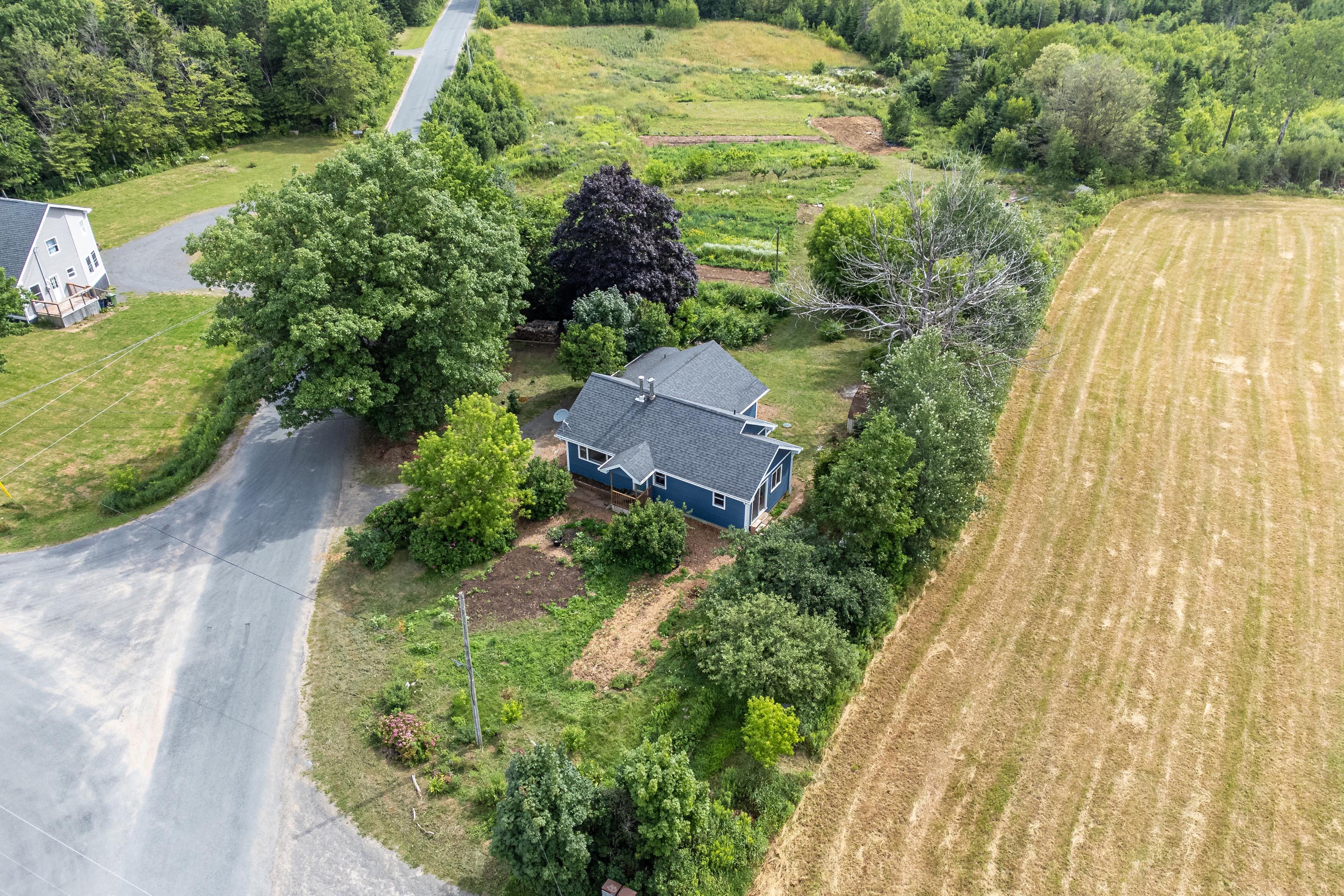 902 Newtonville Road