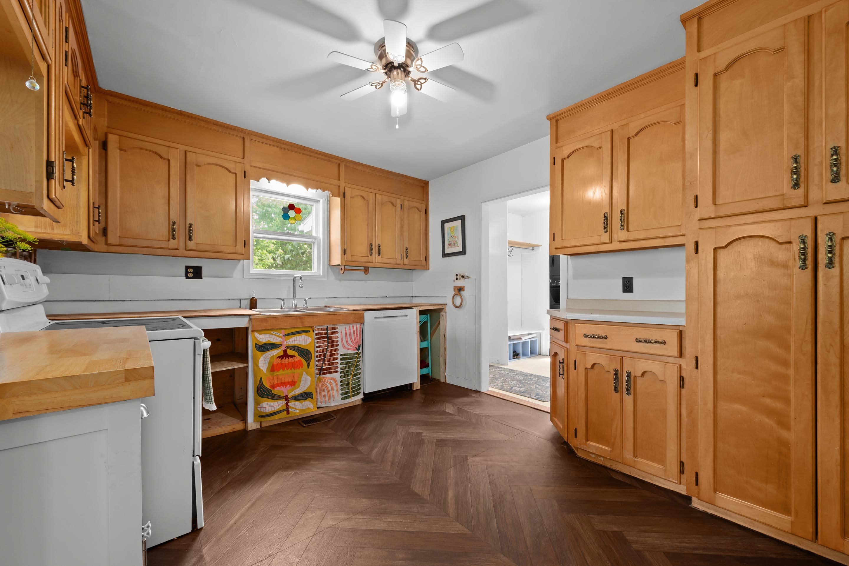 902 newtonville rd 15