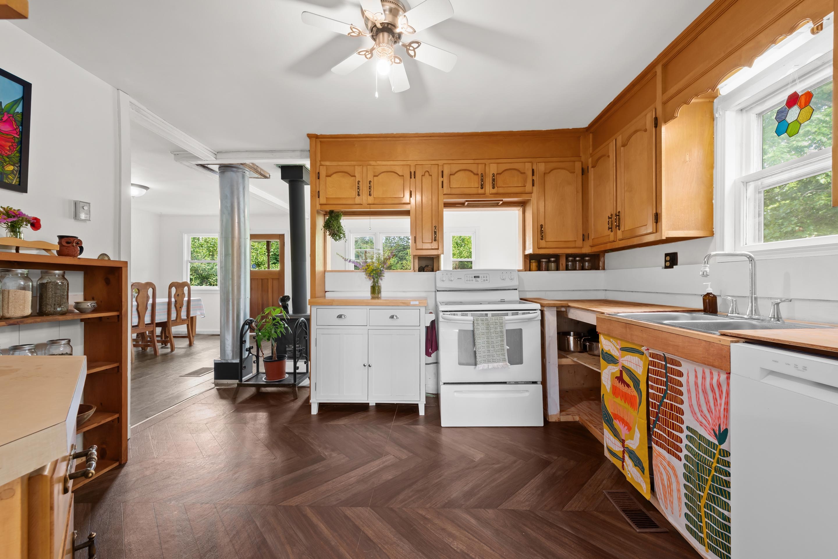 902 newtonville rd 16