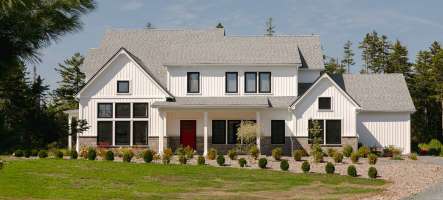 709 Voyageur Way
