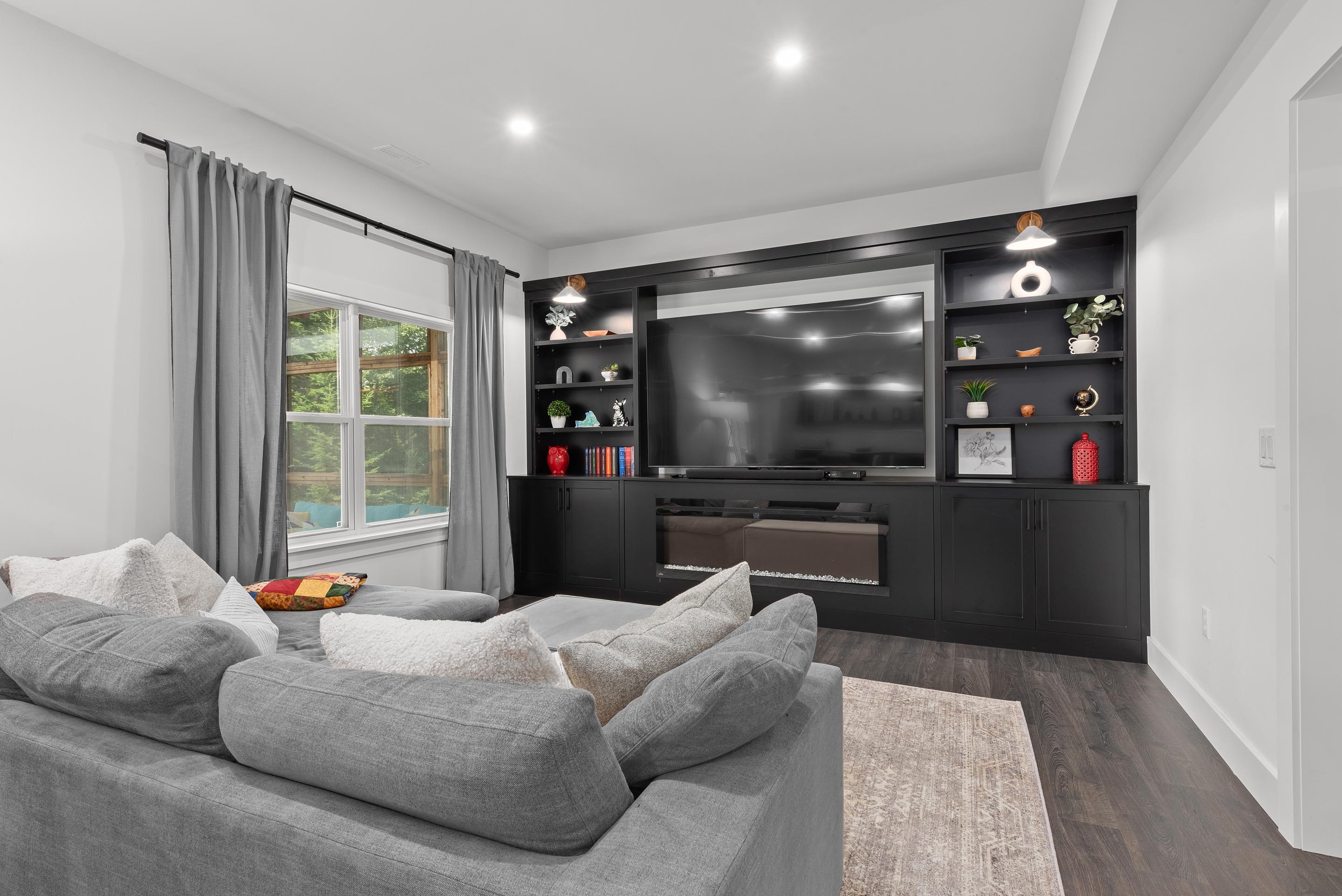 1424 mccabe lake 44