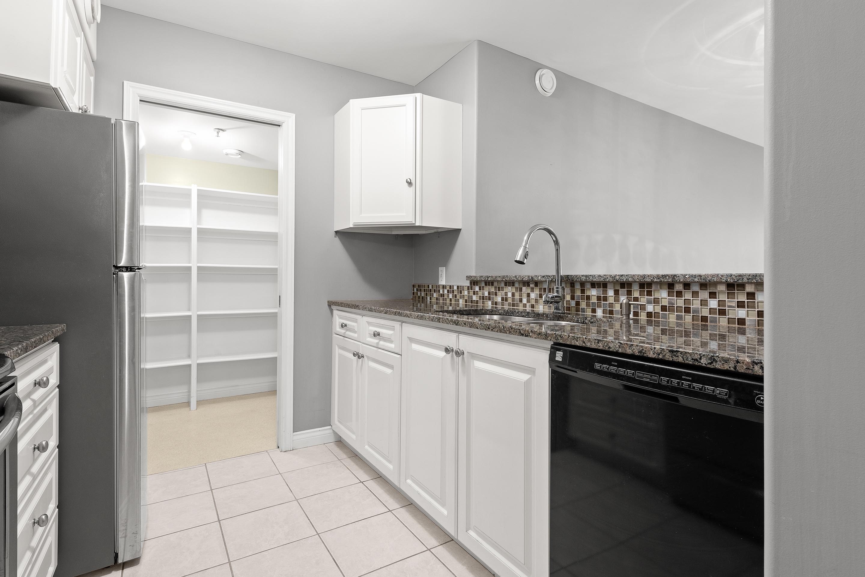 40 waterfront dr 10
