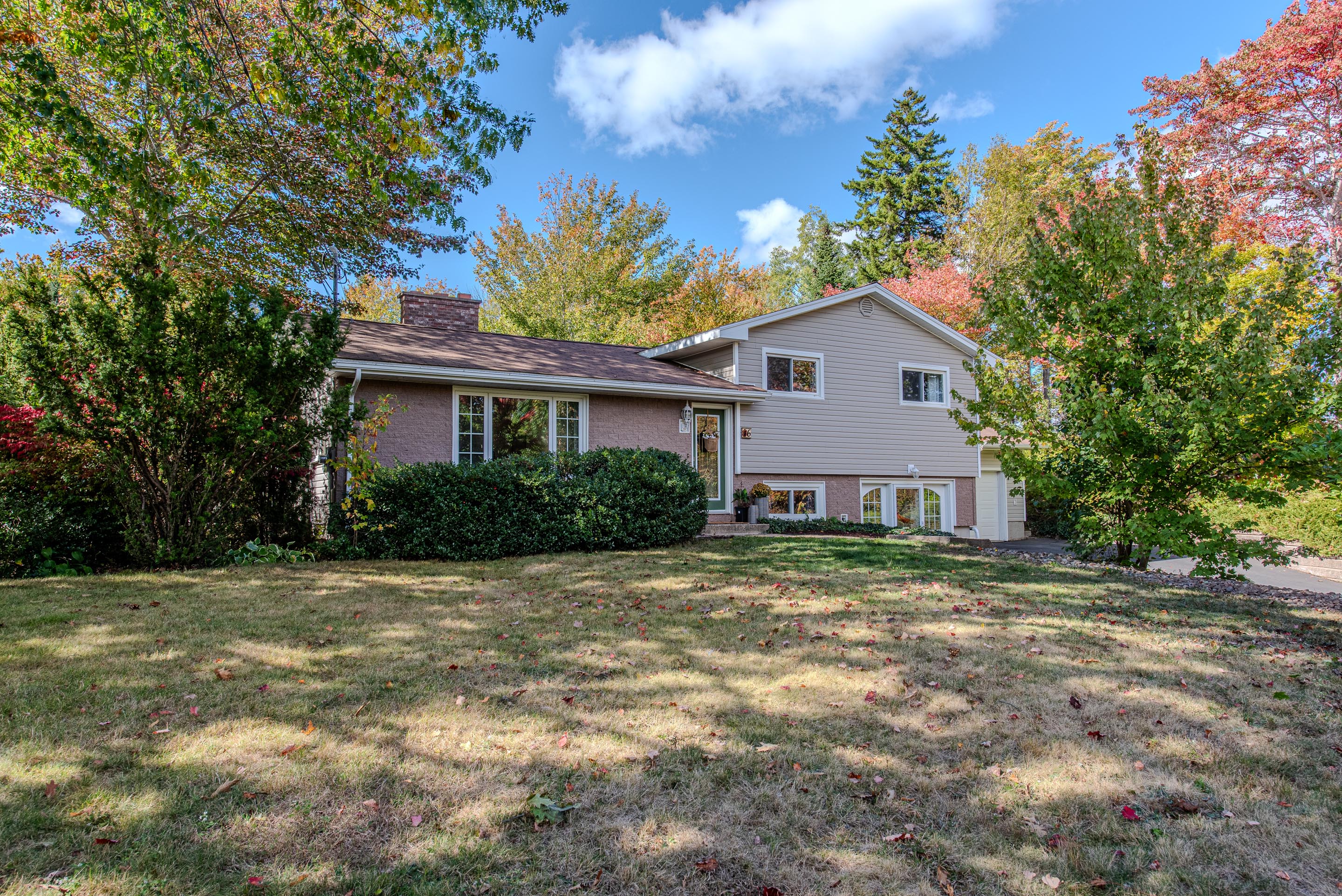 6 Cummings Drive