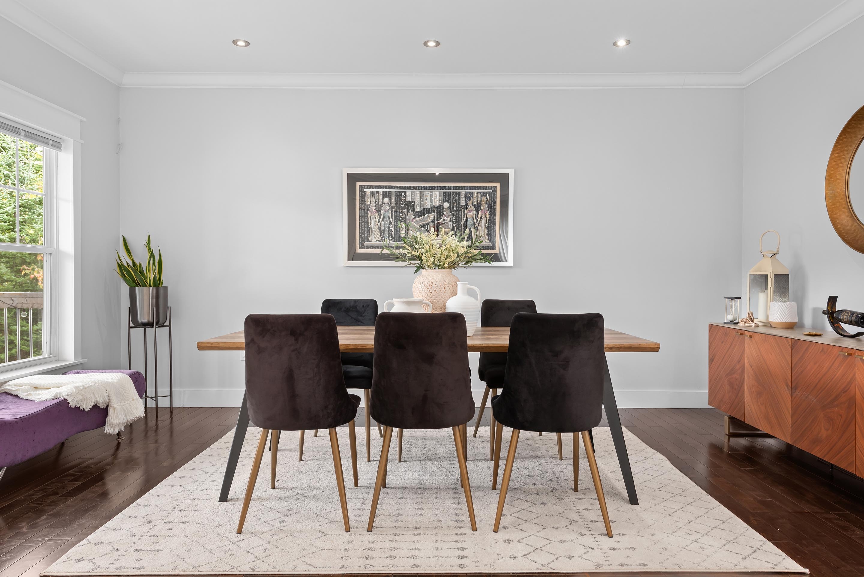 212 voyageur way 08