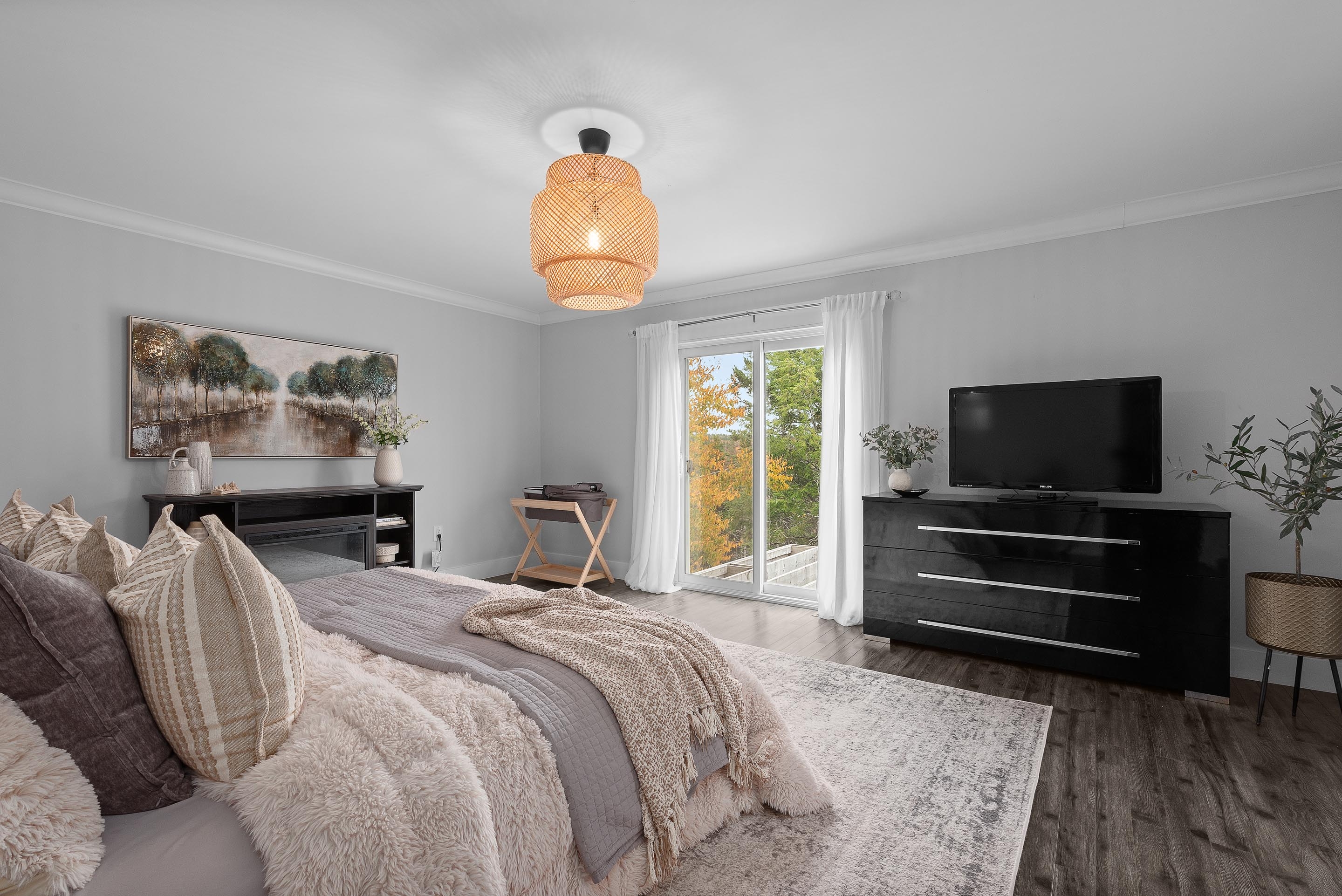 212 voyageur way 18