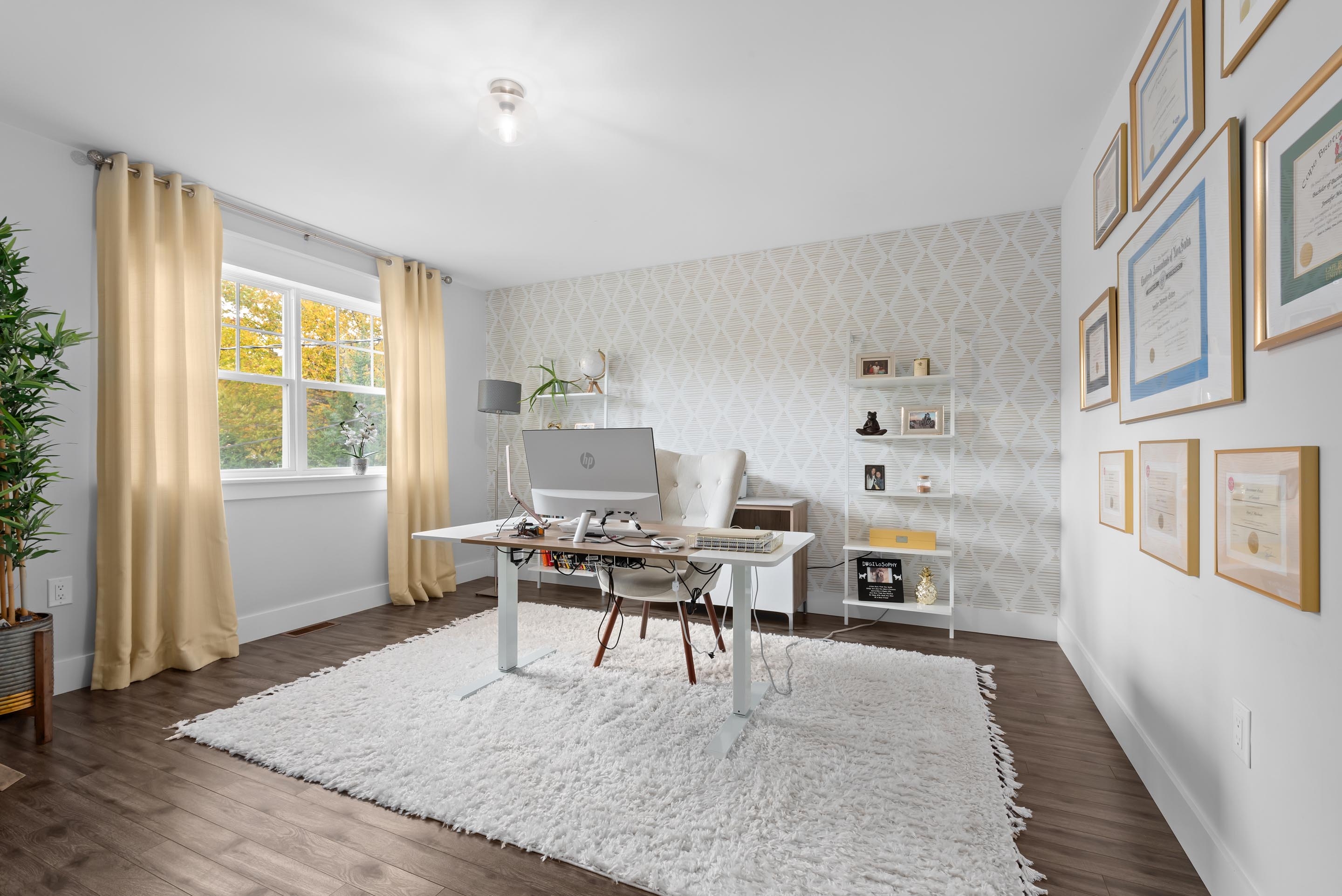 212 voyageur way 25