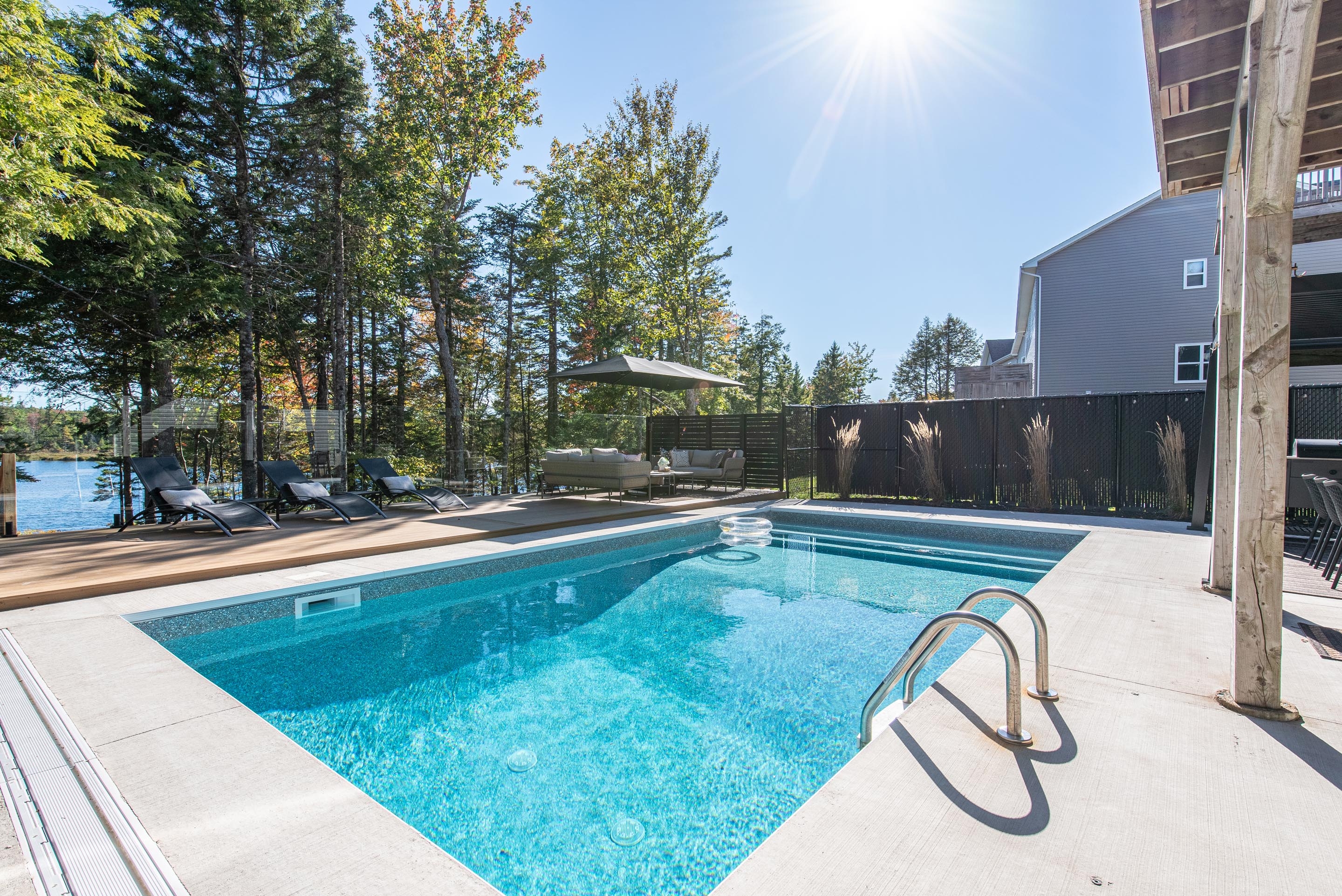 212 voyageur way 42