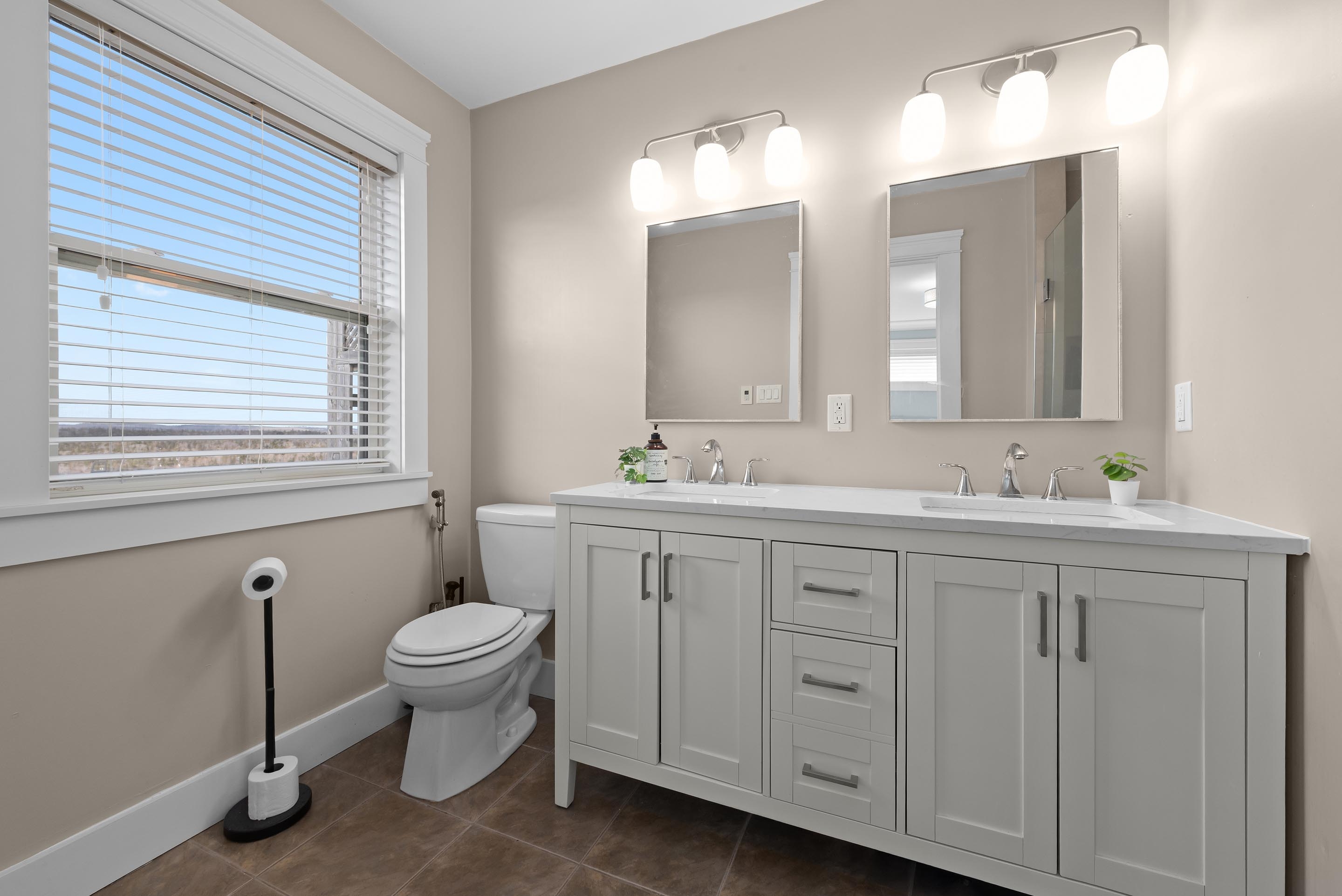 135 maple grove ave 16-2