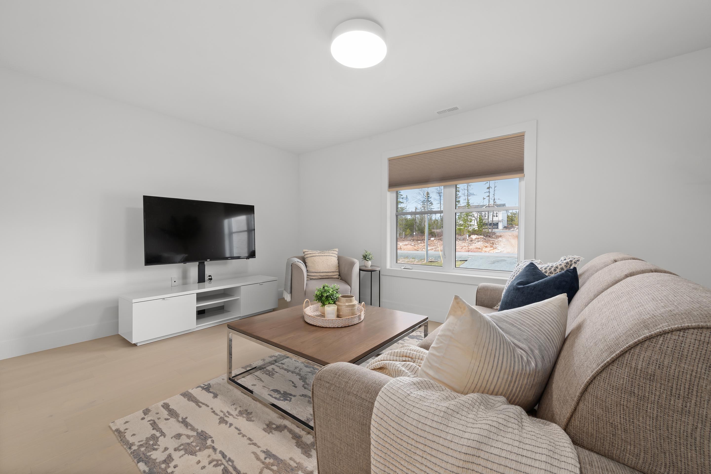 741 celebration dr 33