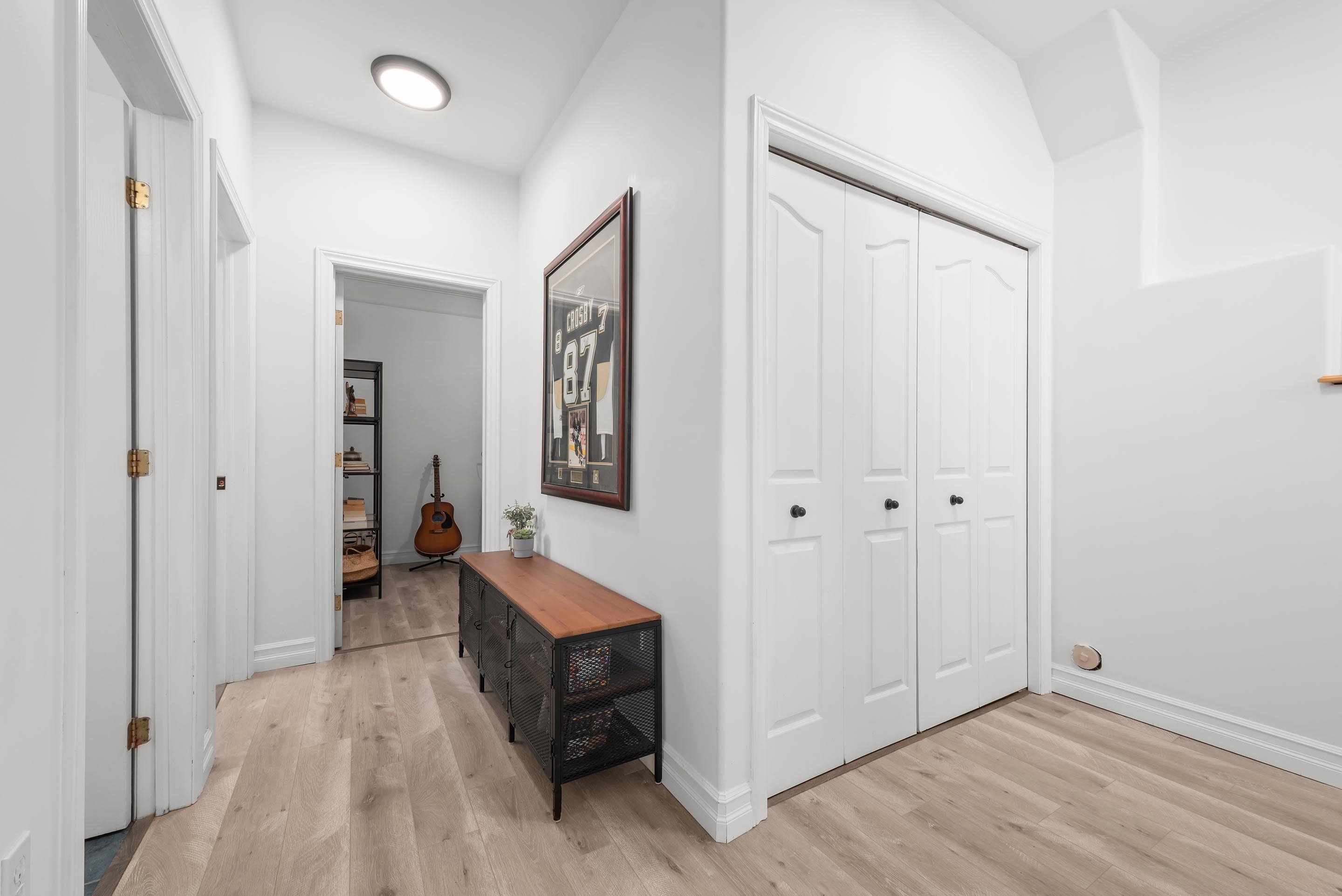 330 charles rd 19