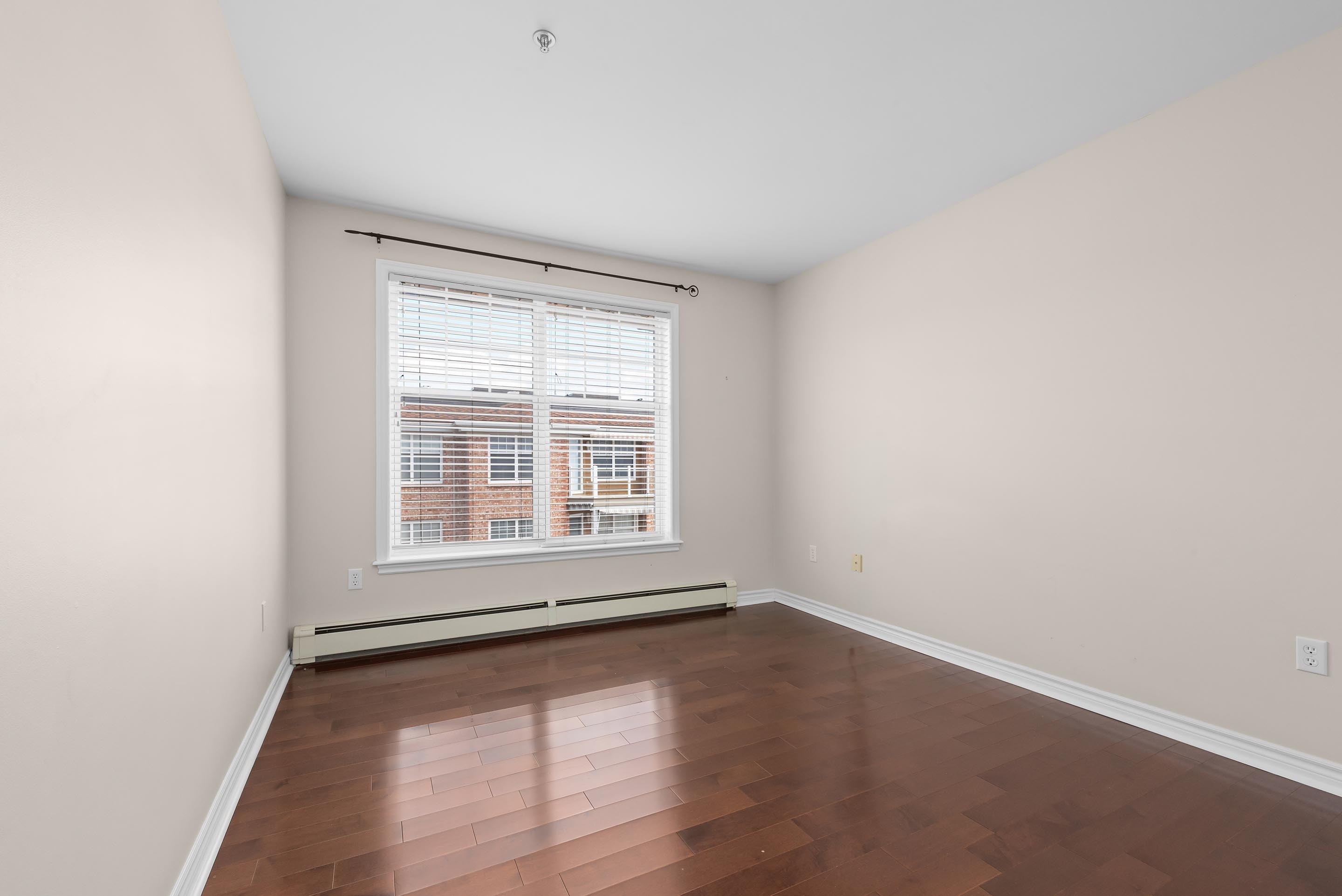 40 waterfront dr 304 20