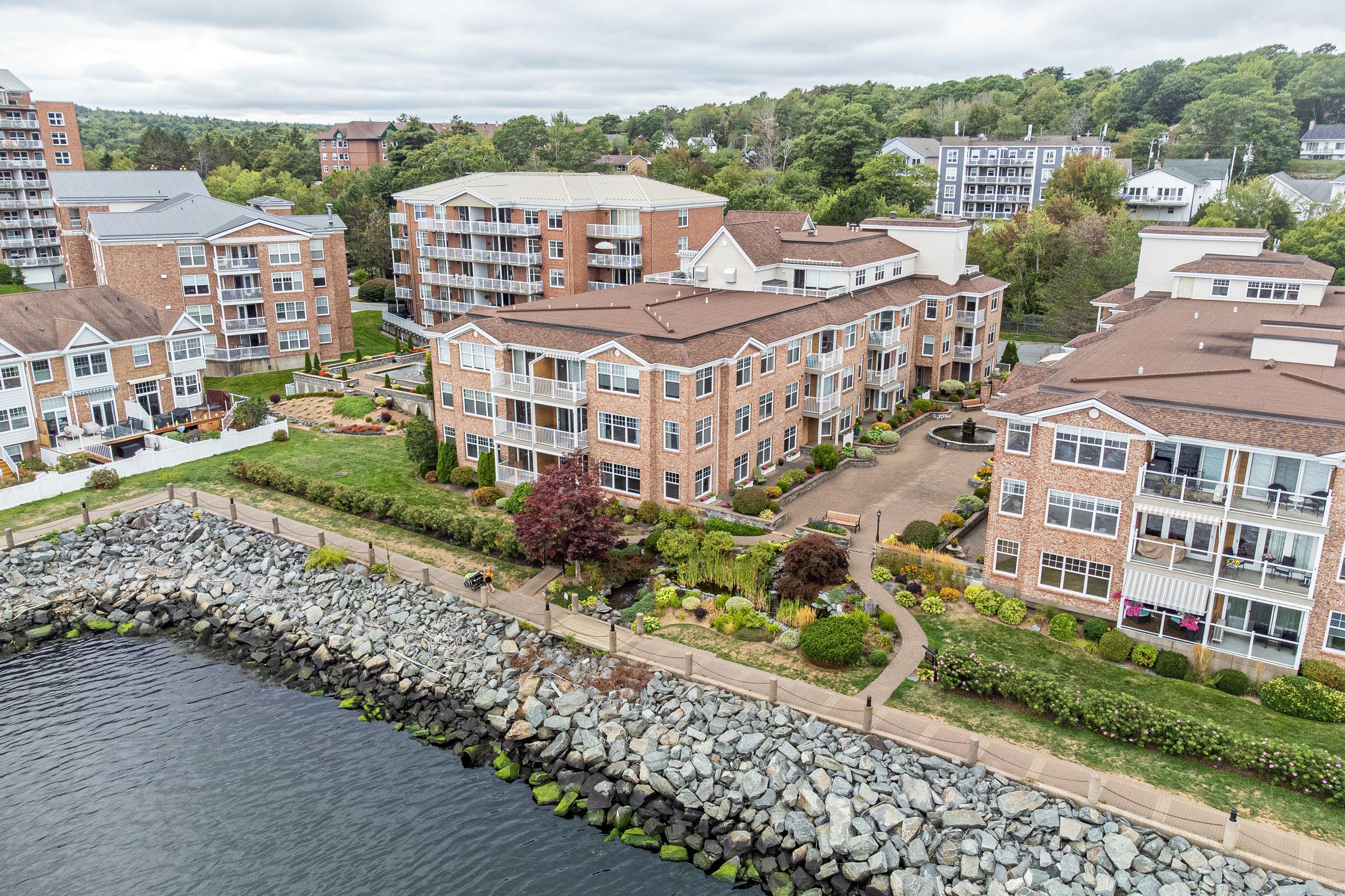 40 waterfront dr 304 31