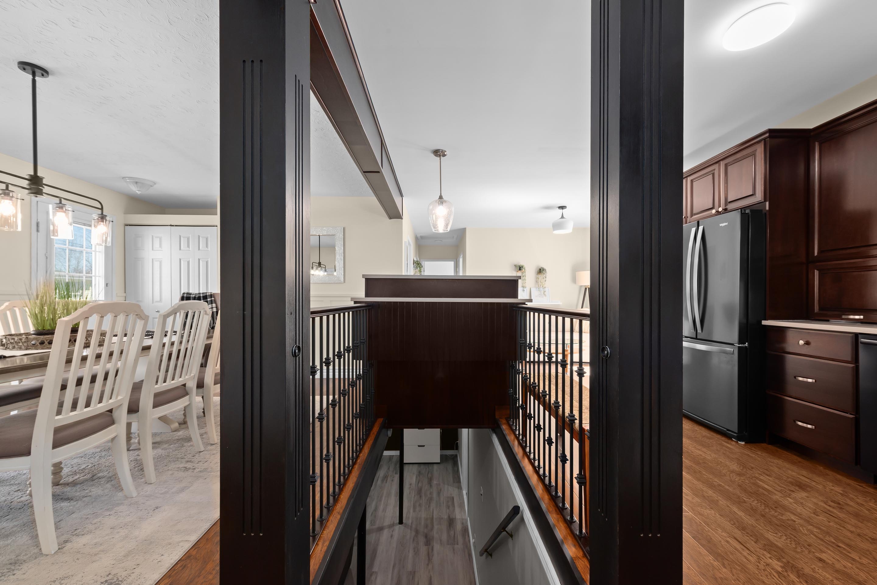 16 robertson cres 12
