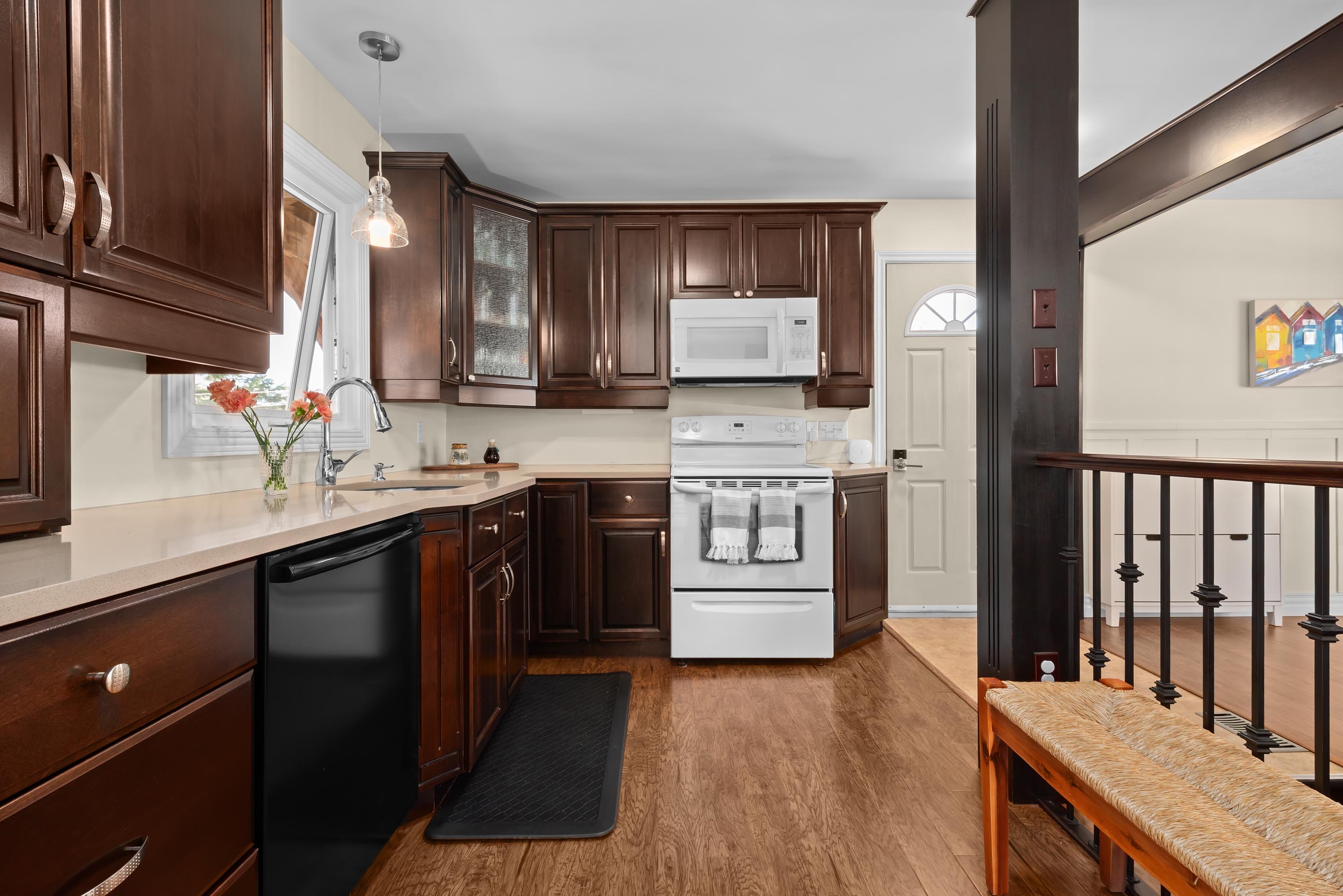 16 robertson cres 14