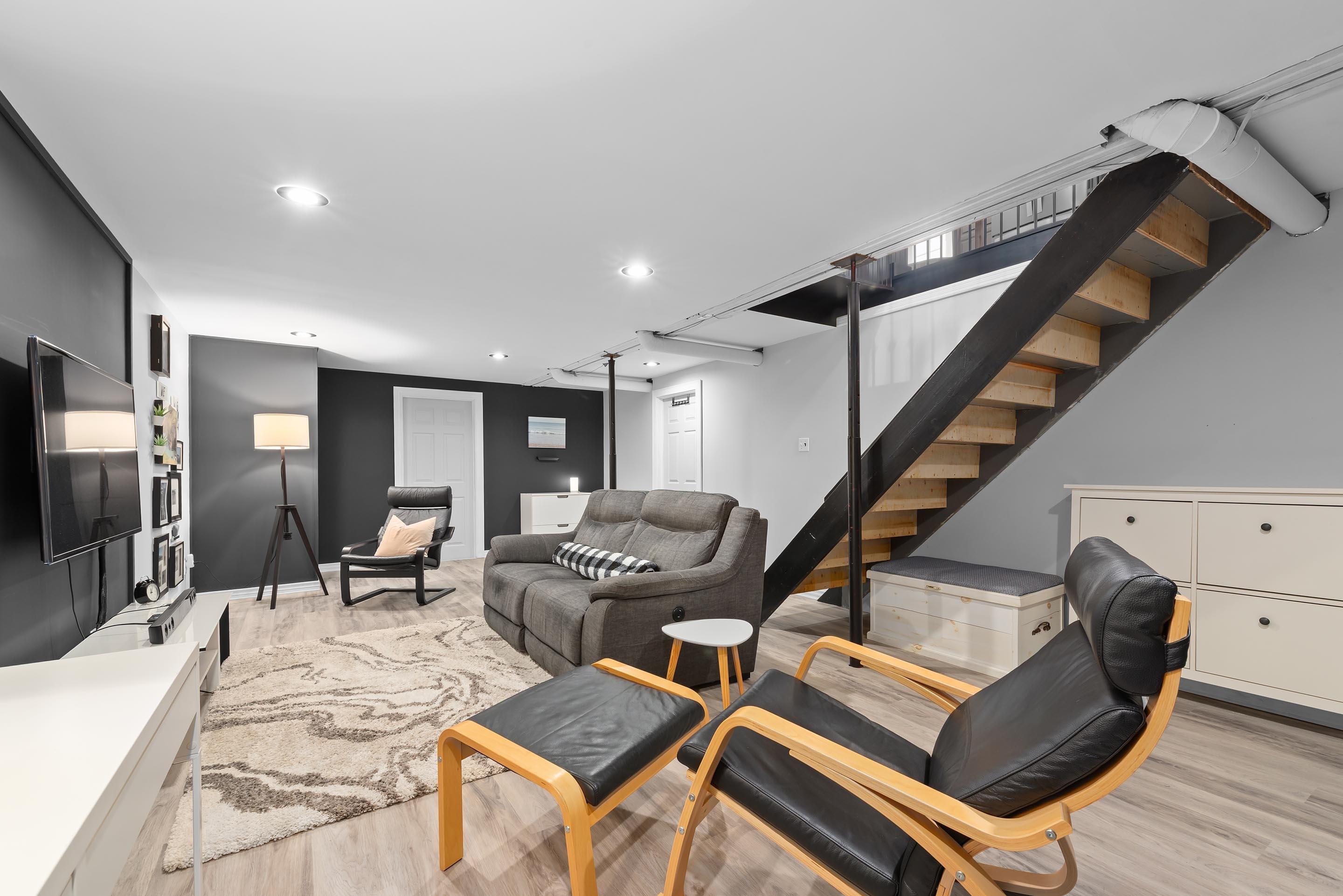 16 robertson cres 26