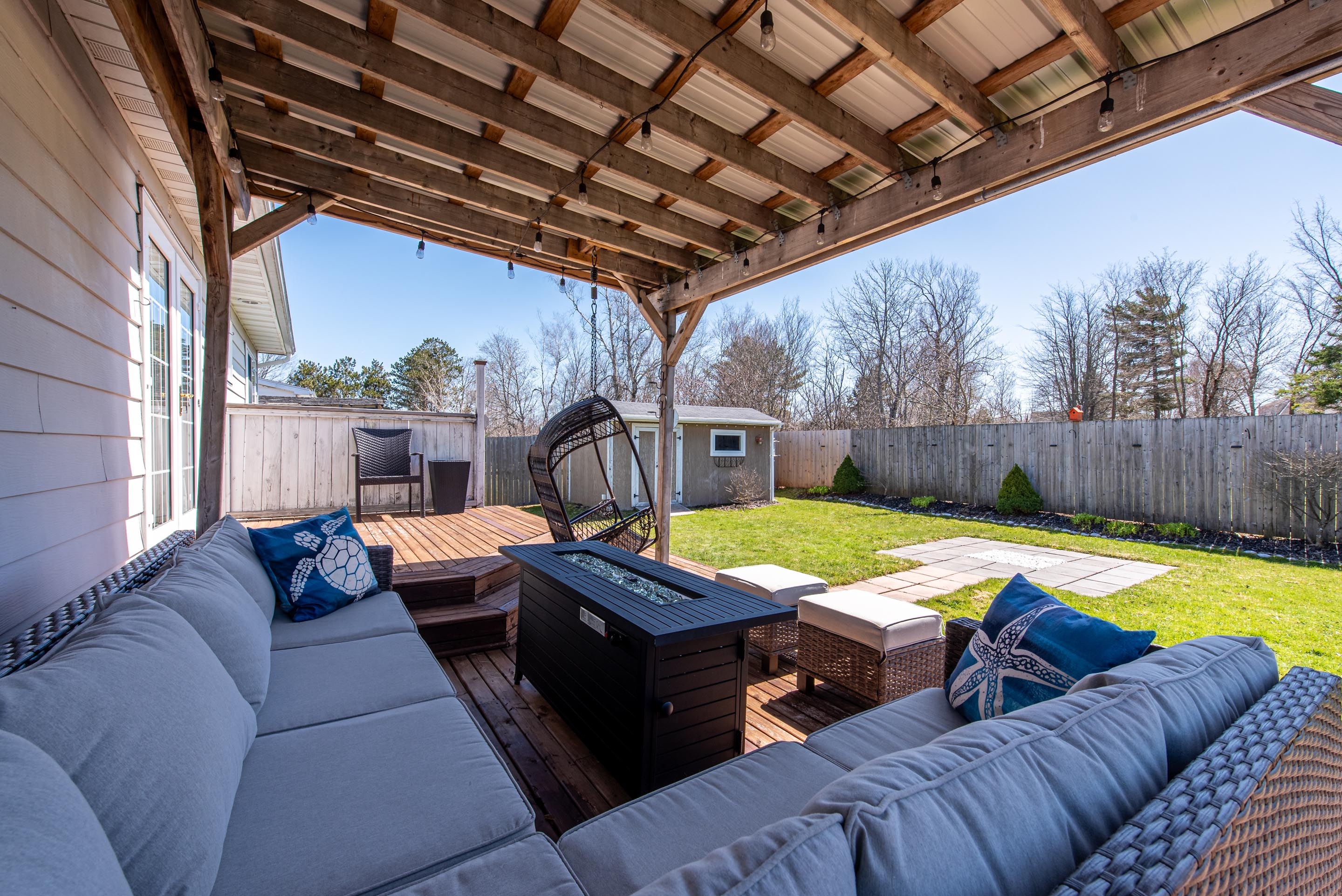 16 robertson cres 31
