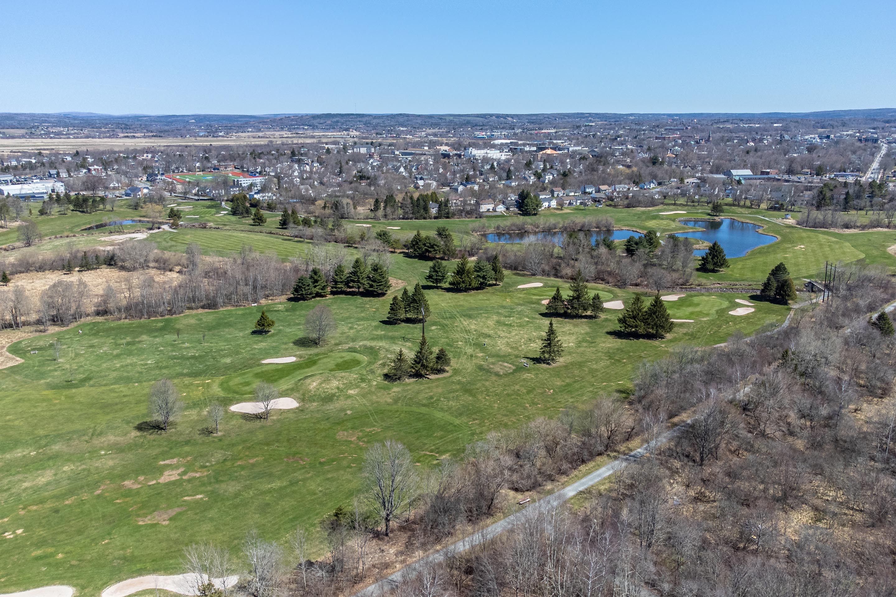 16 robertson cres 43