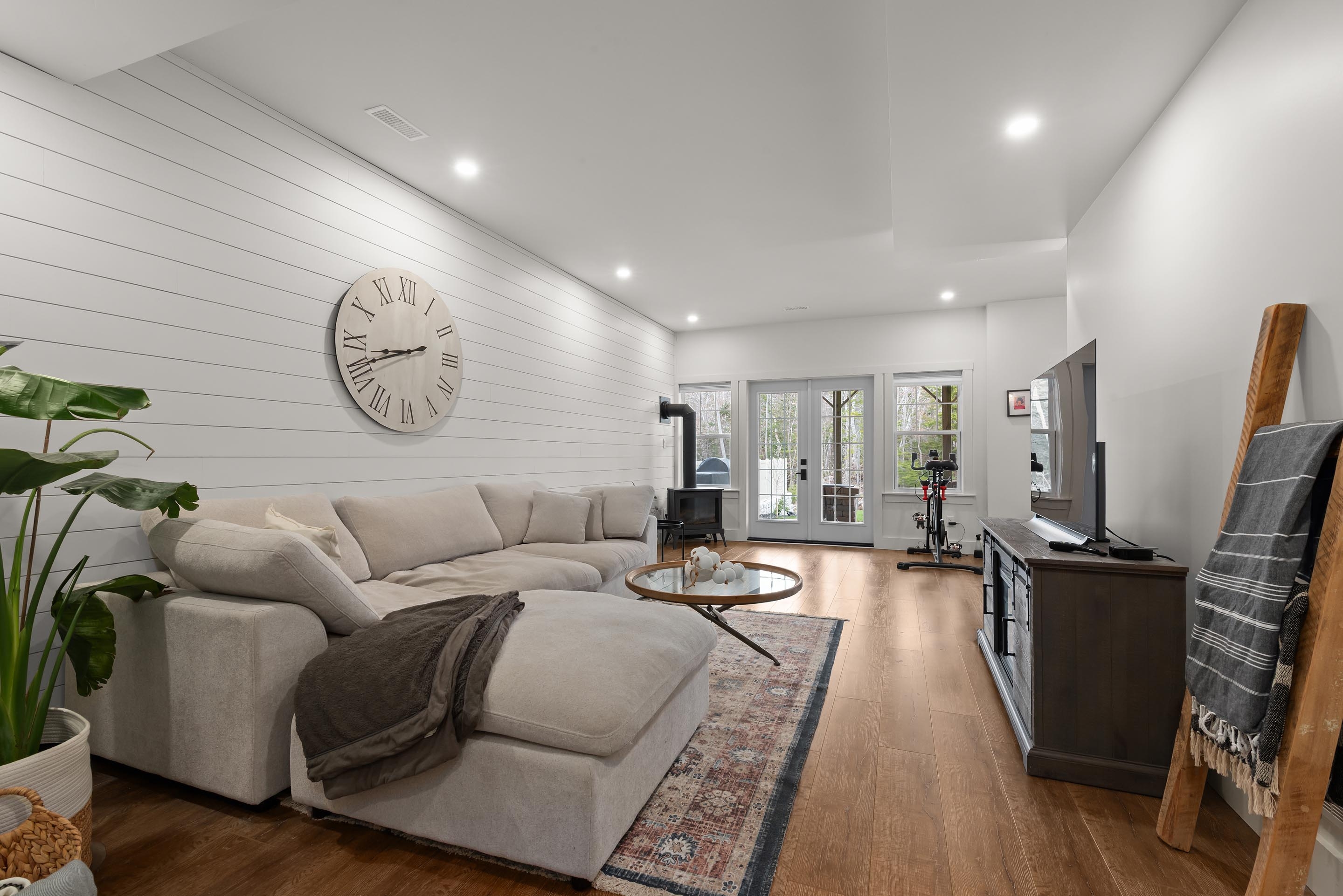 19 cranfield crt 27
