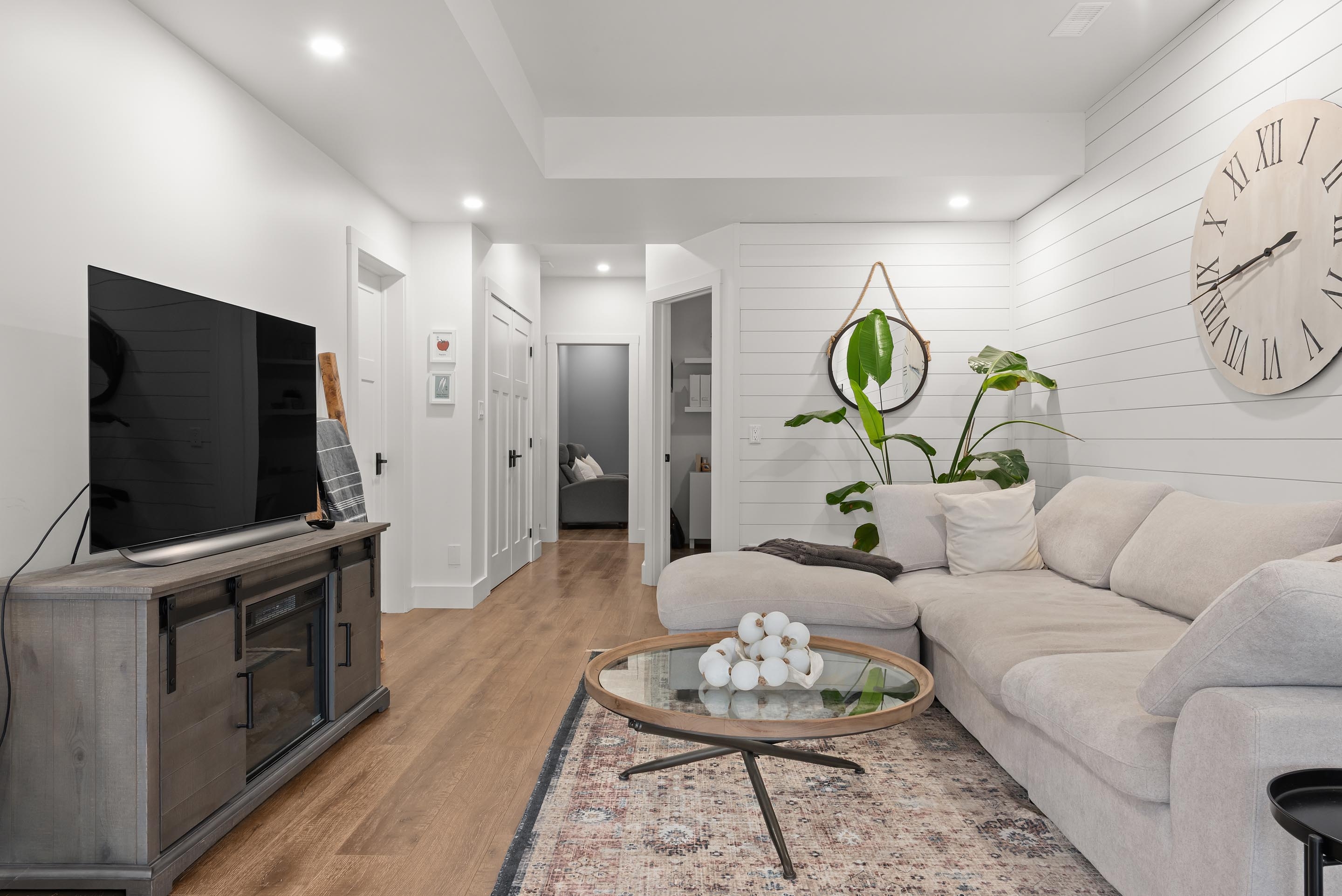 19 cranfield crt 28