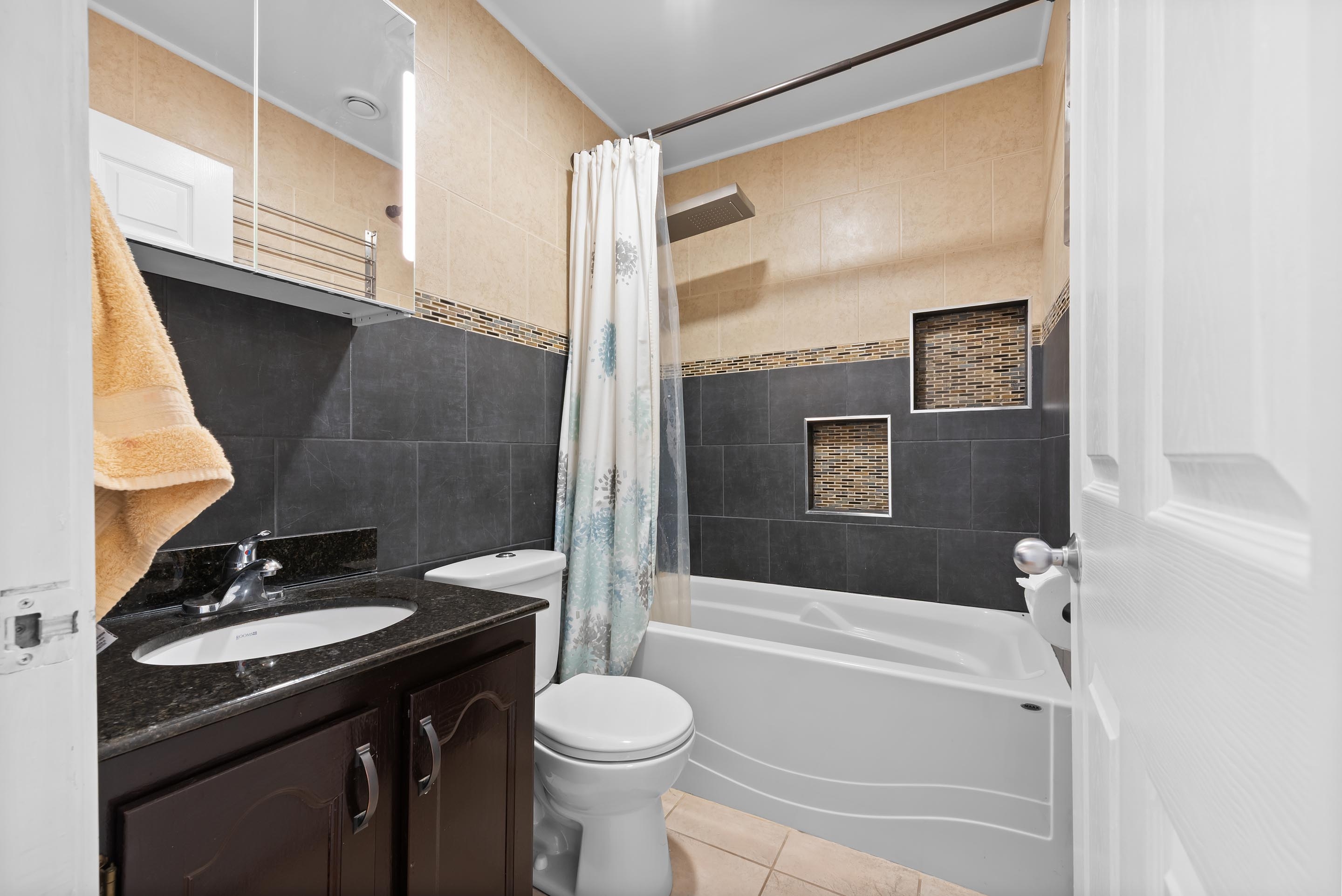 163 bayview dr 22