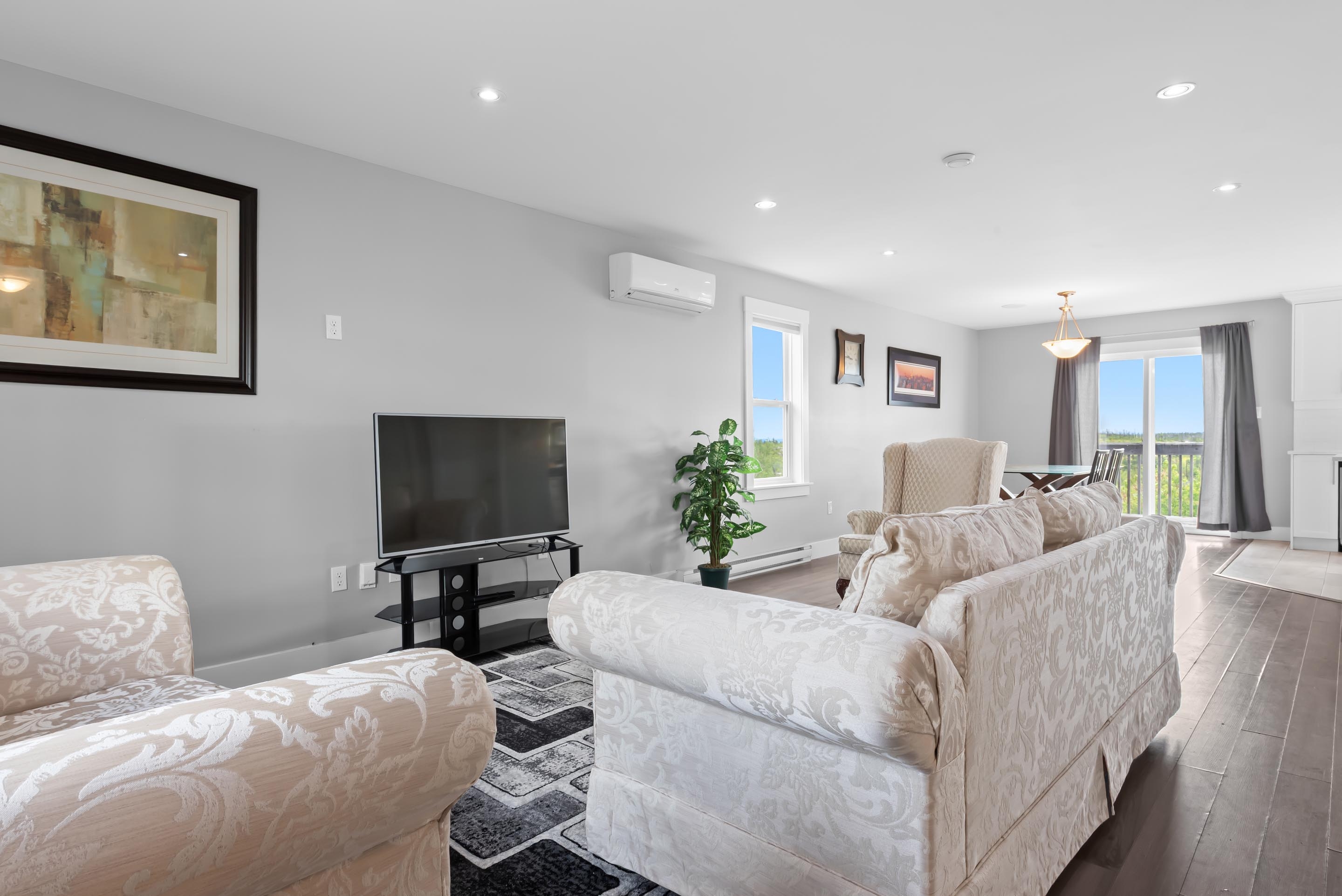 236 mica cres 04