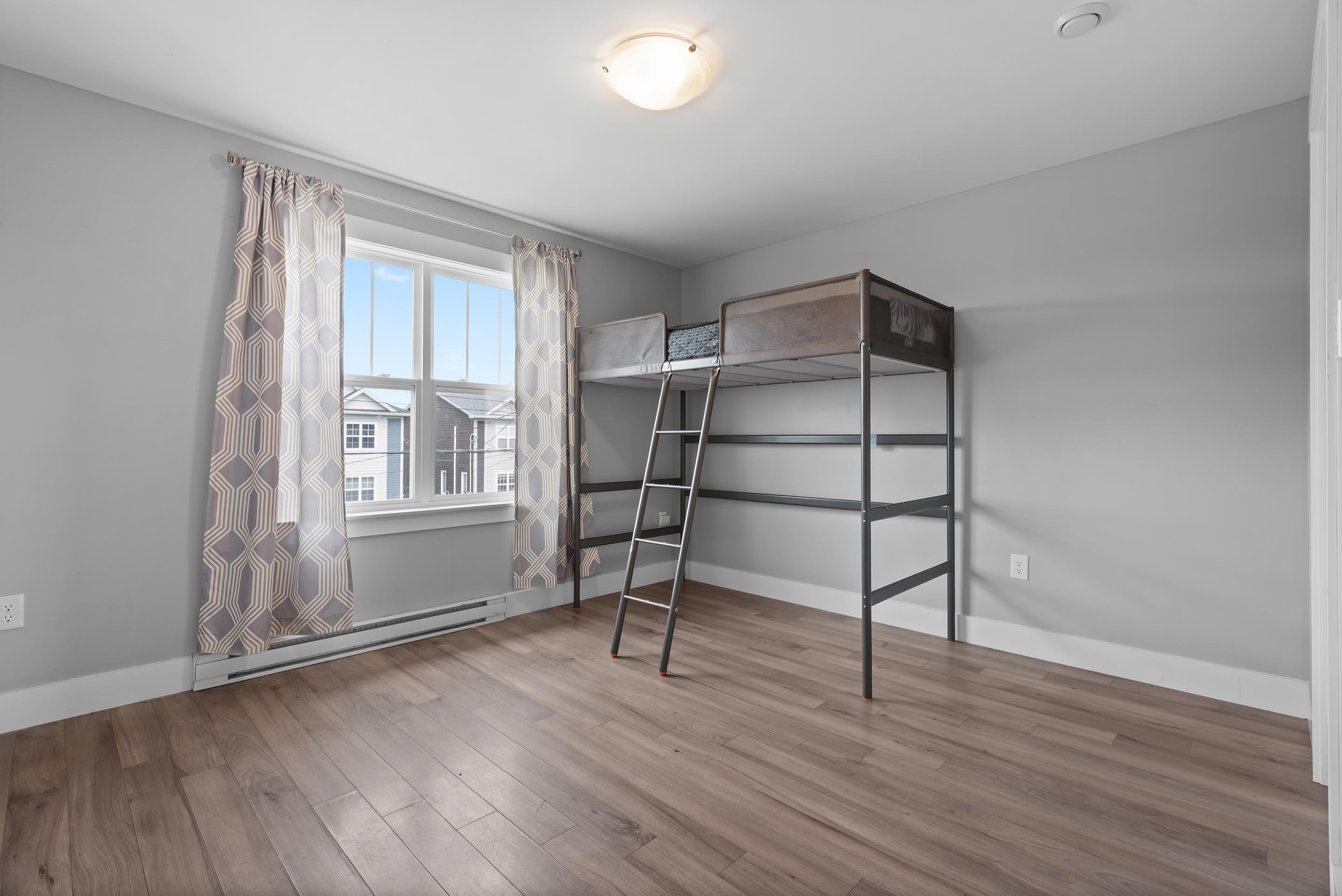 236 mica cres 12