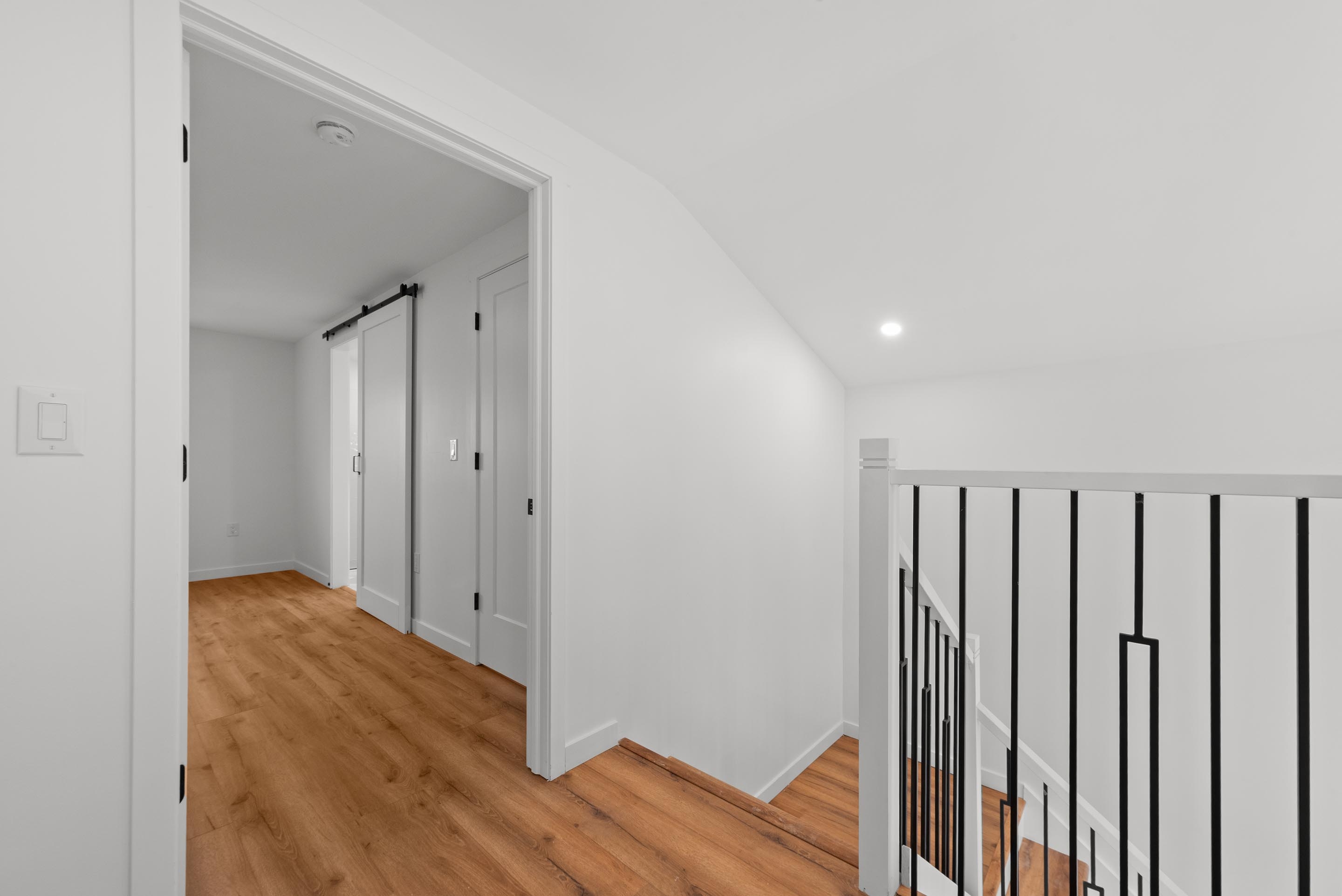 1376 ridge rd 16