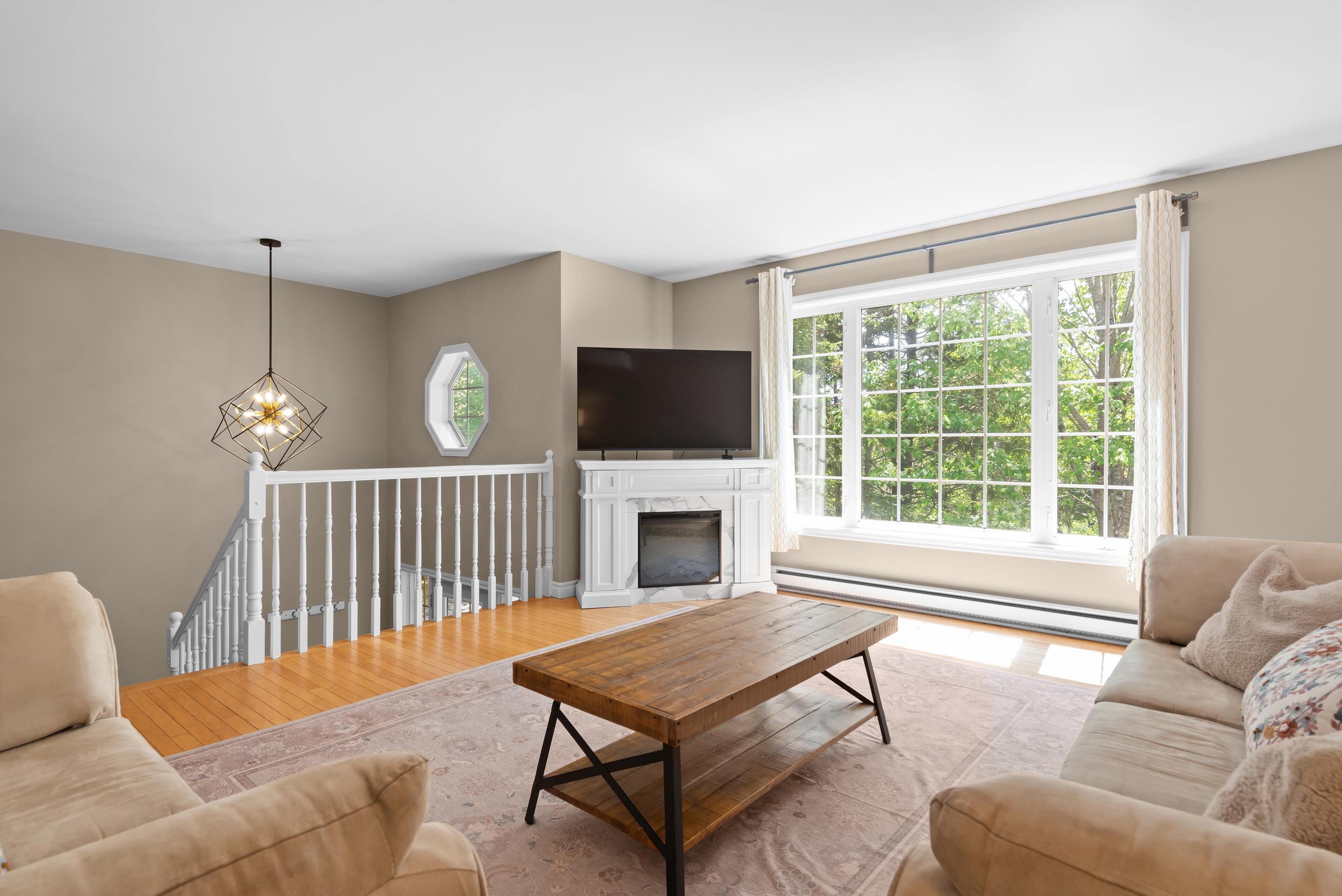 90 leeward ave 10