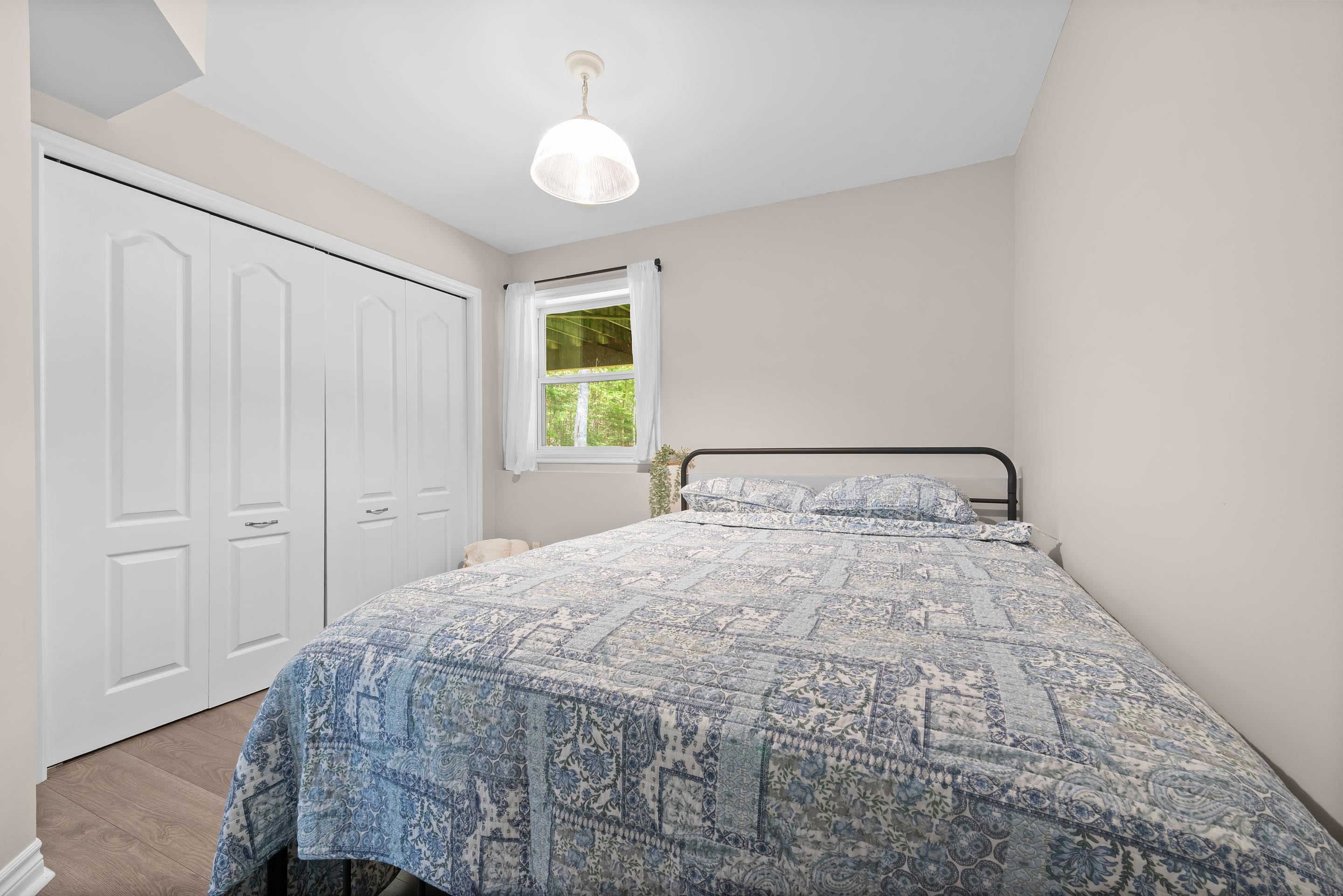 90 leeward ave 31