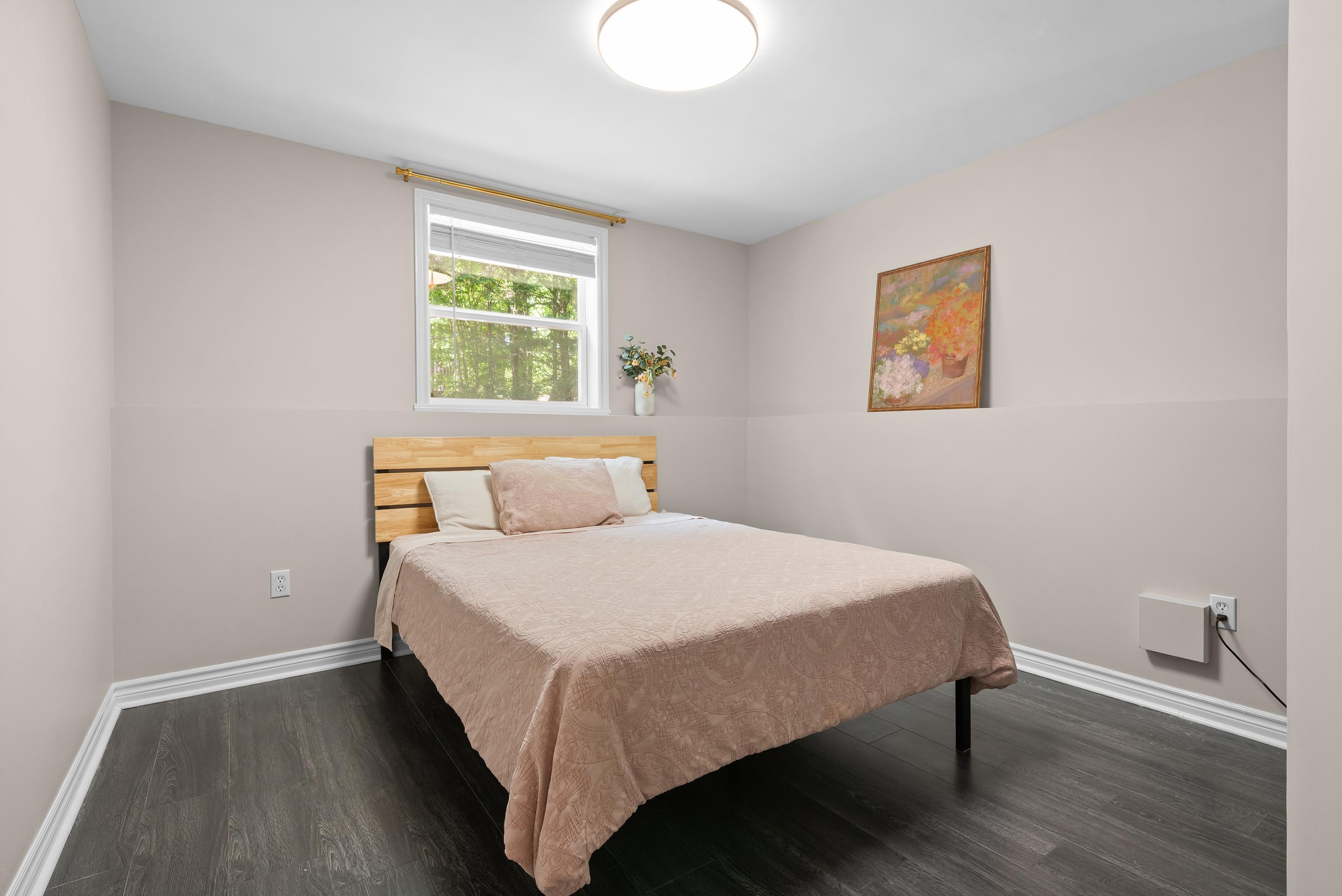 90 leeward ave 32