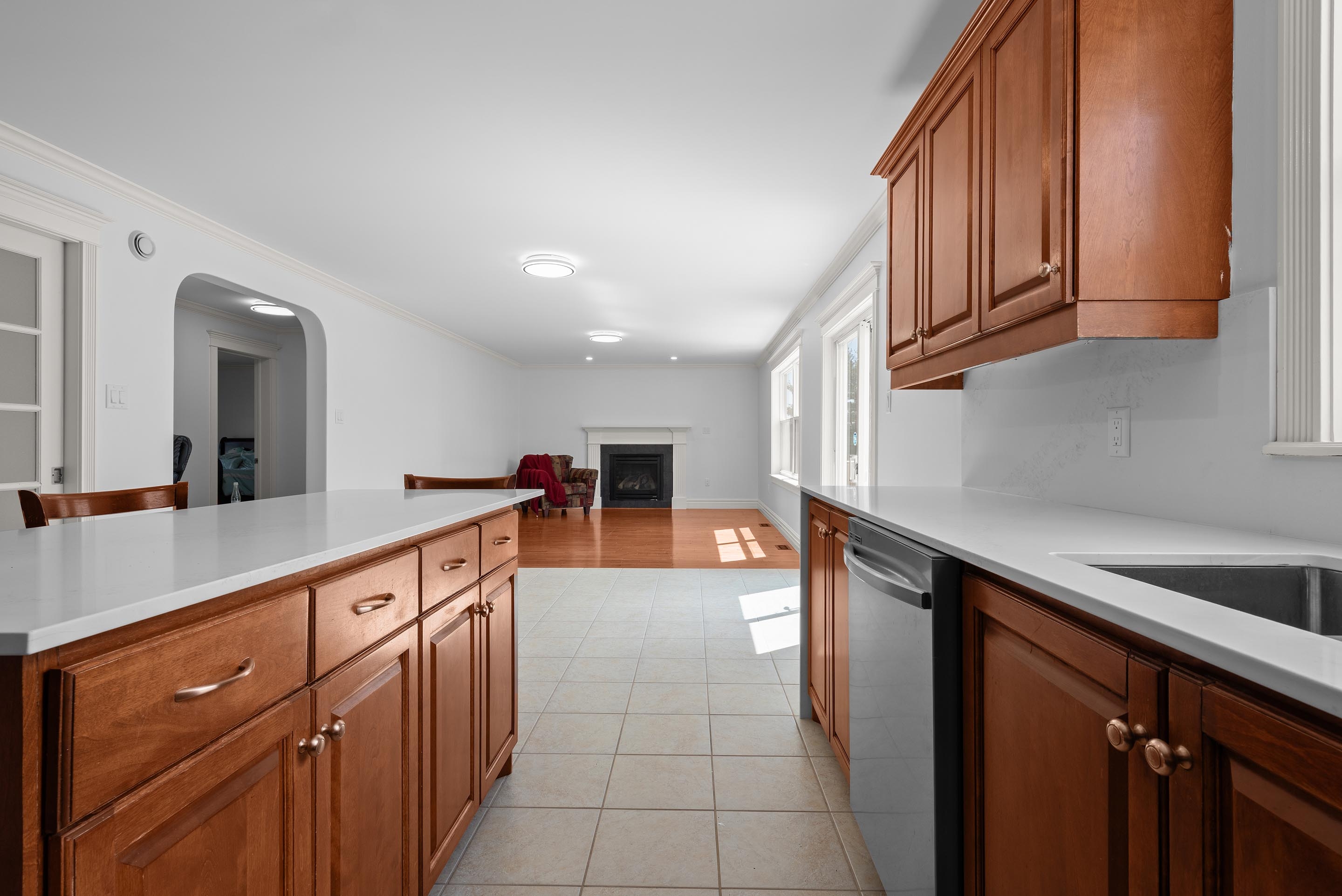 31 transom dr 12