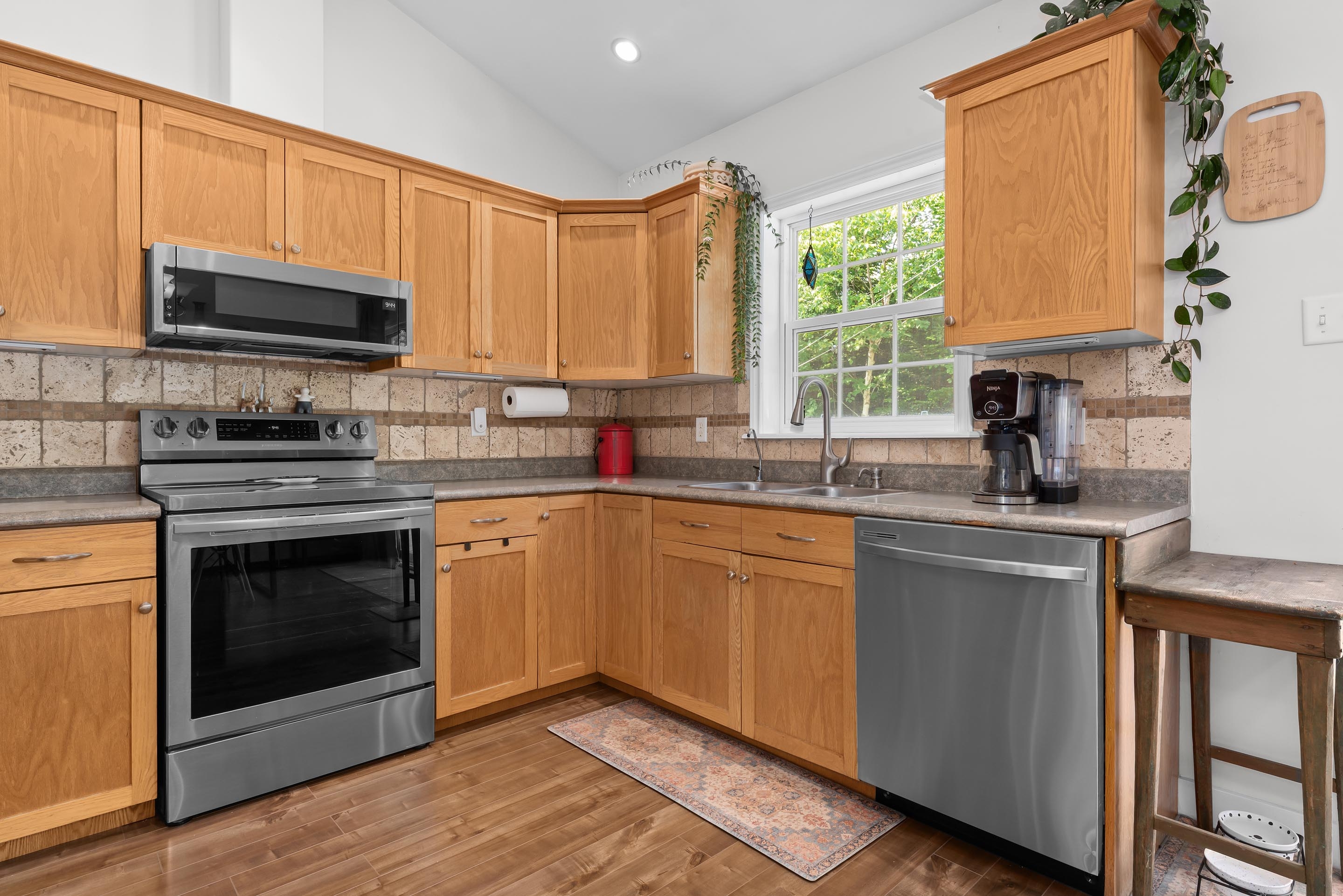4674 prospect rd 13