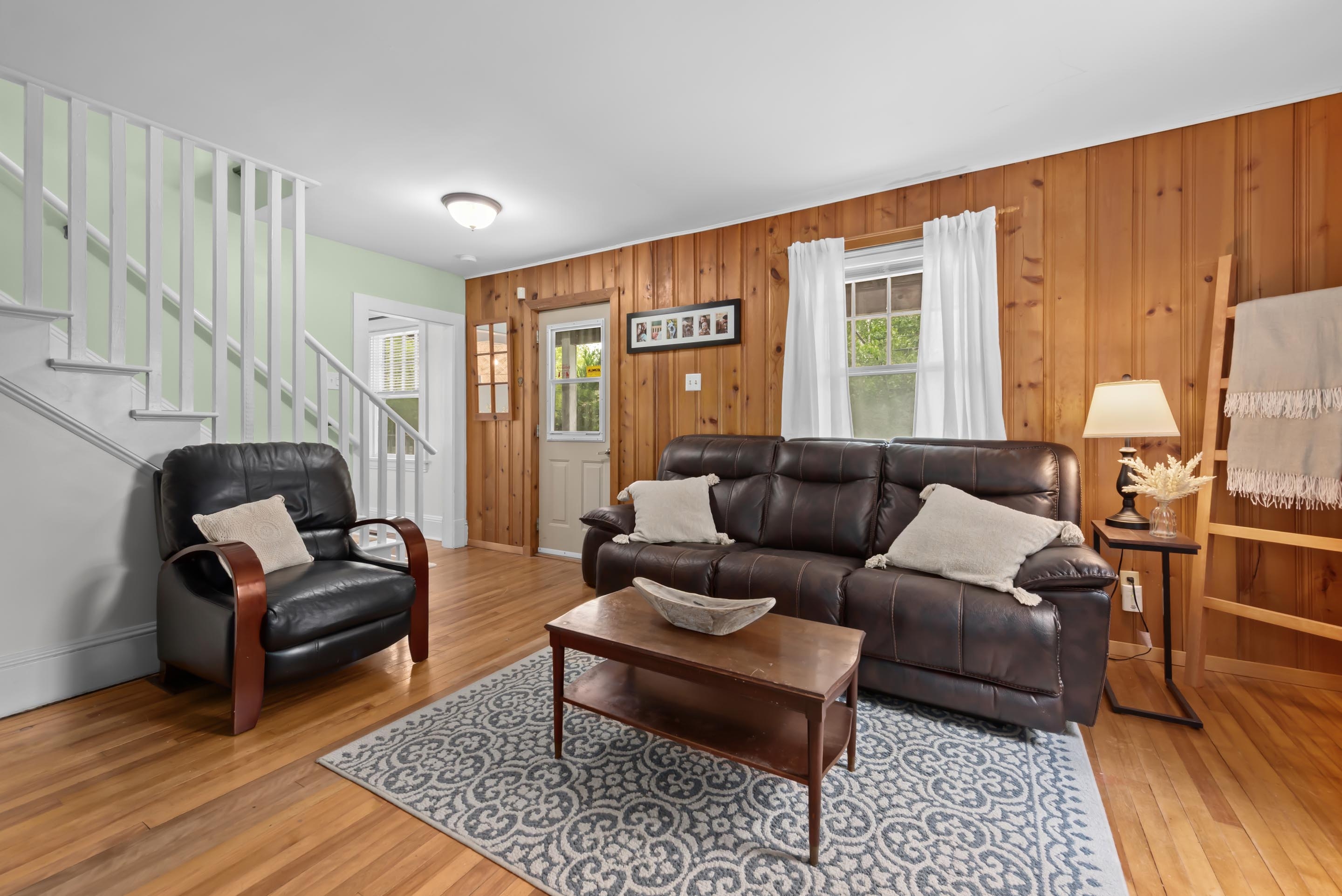 4909 st margarets bay 04