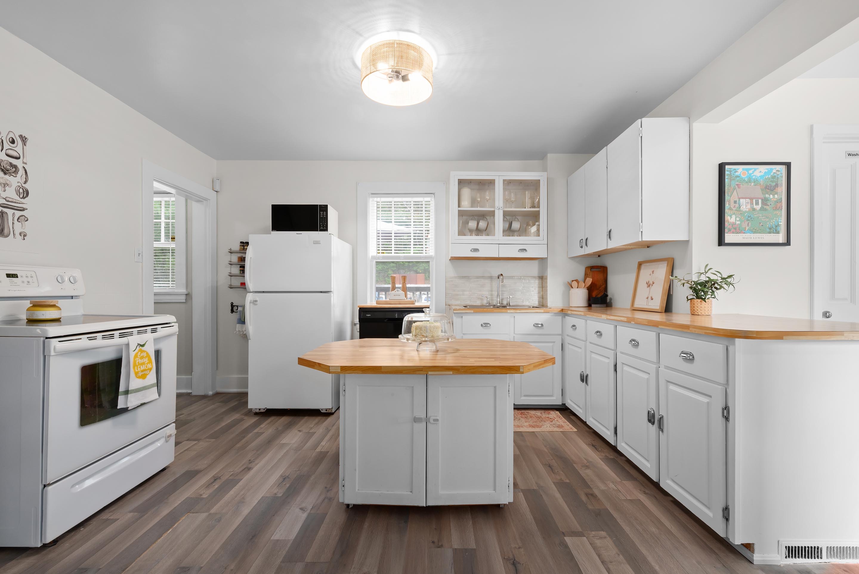 4909 st margarets bay 12
