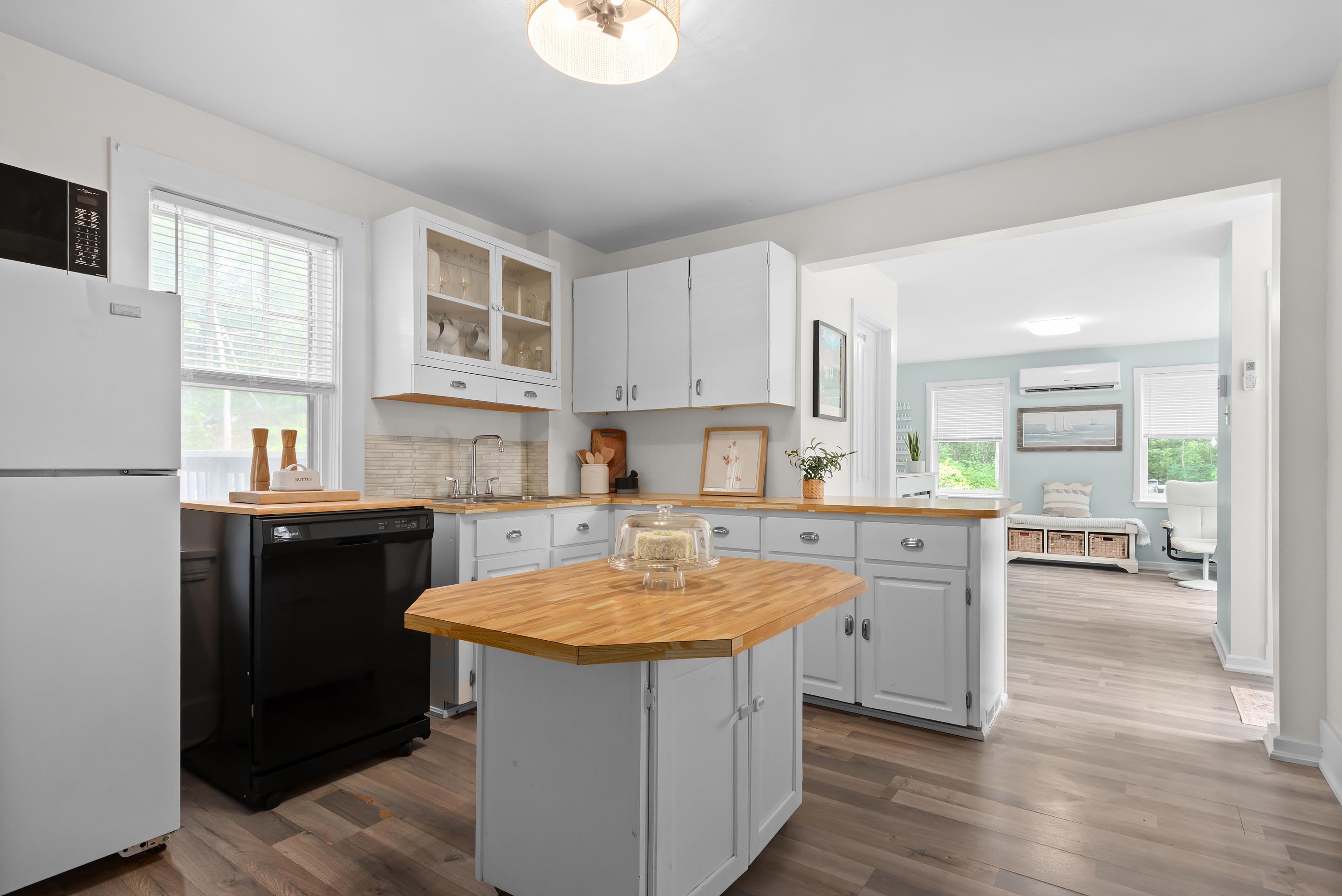 4909 st margarets bay 15