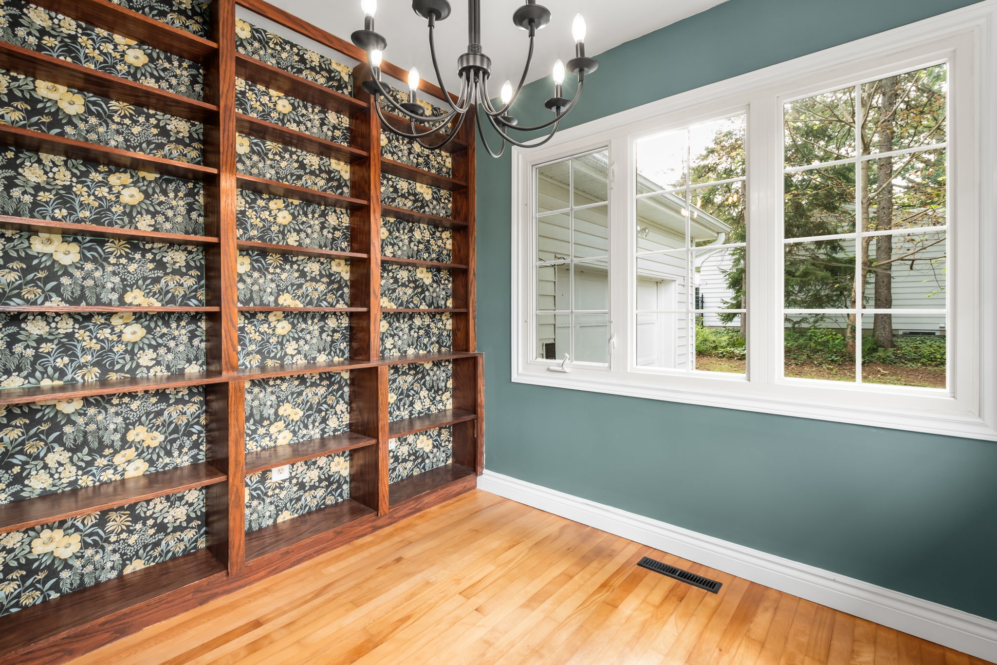 16-web-or-mls-20-fielding-ave