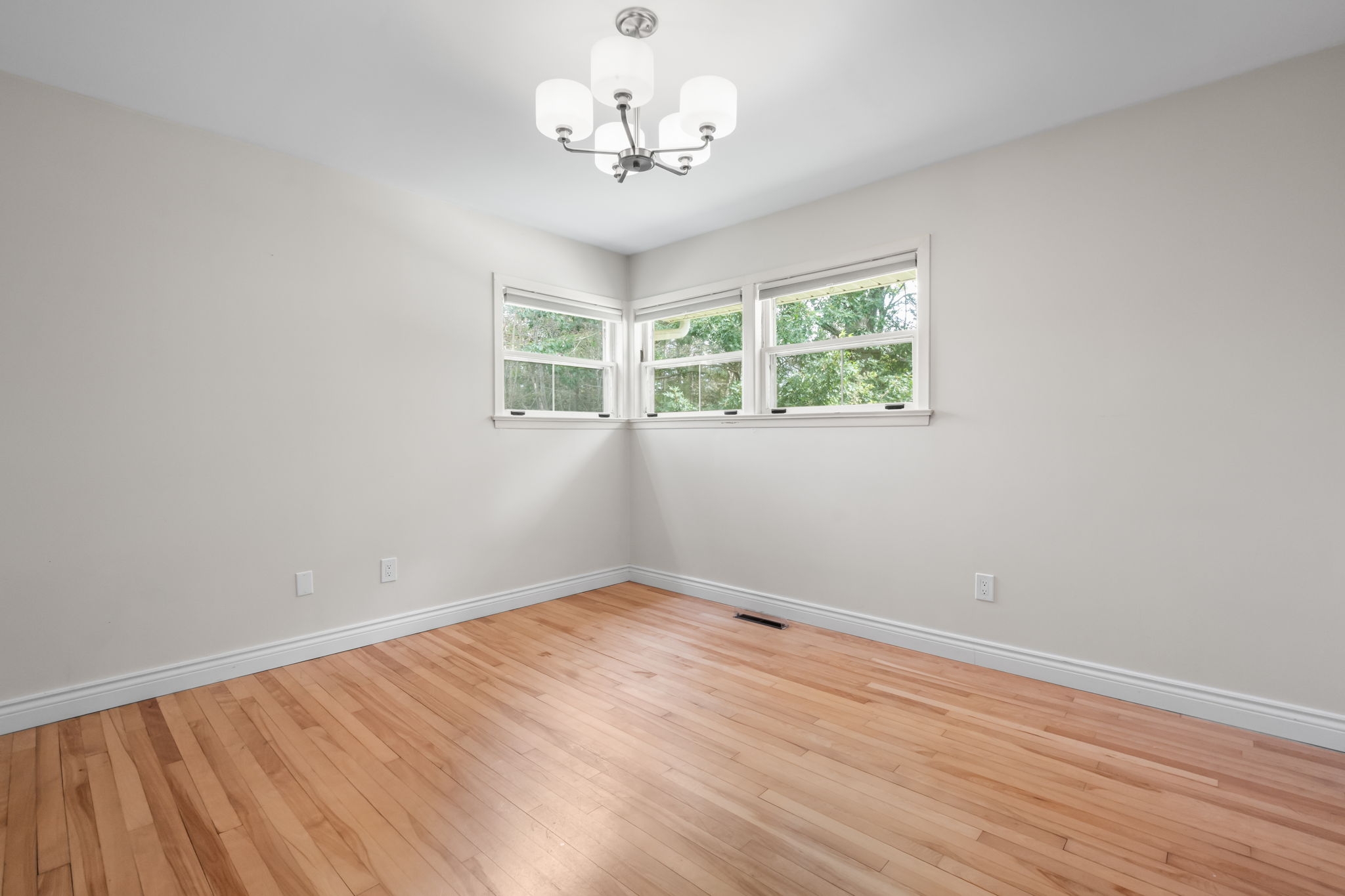 27-web-or-mls-20-fielding-ave