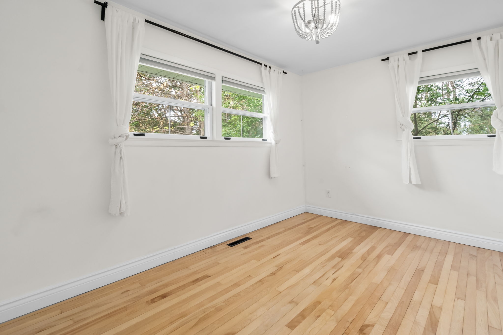 33-web-or-mls-20-fielding-ave