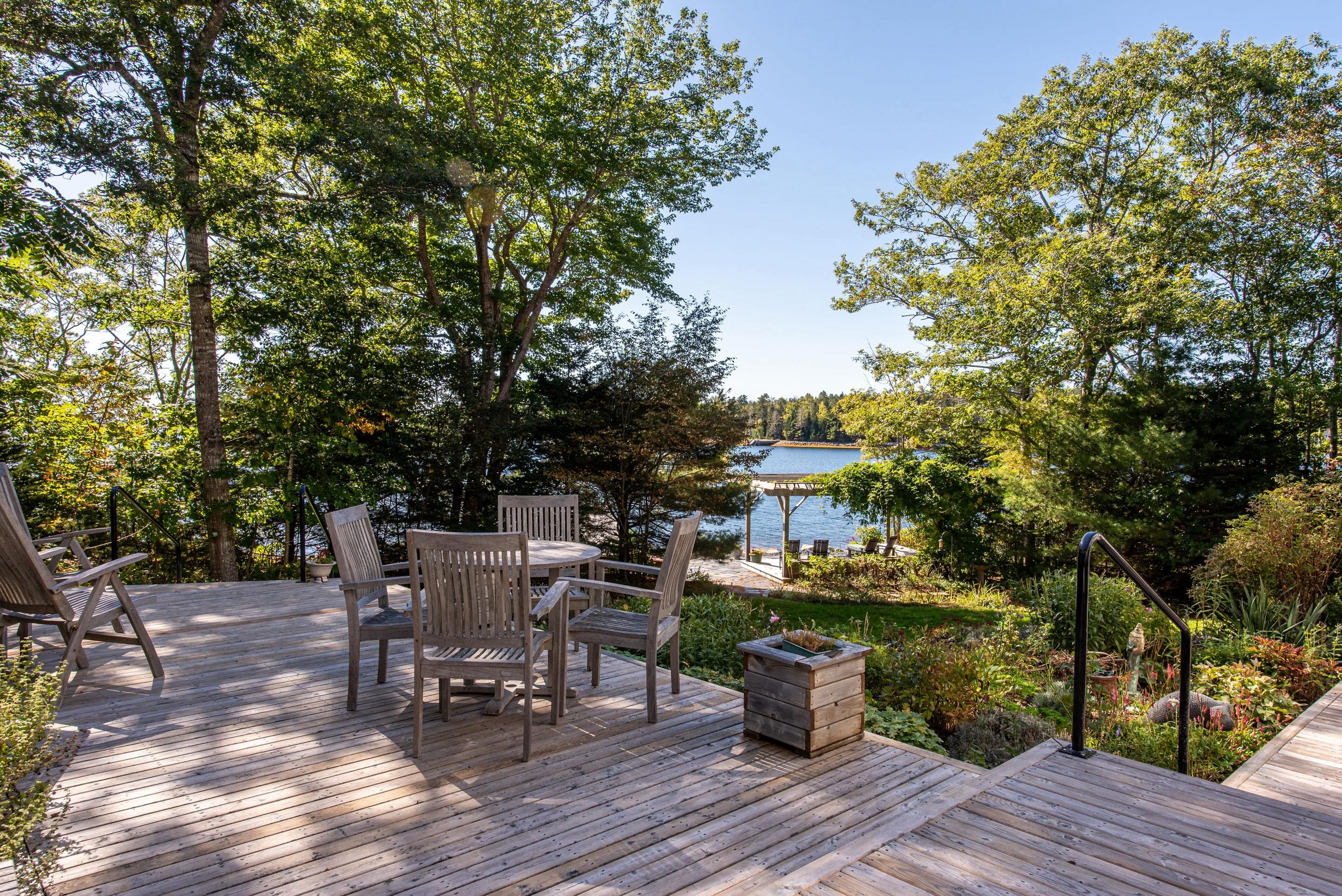 169 swallow point rd 56